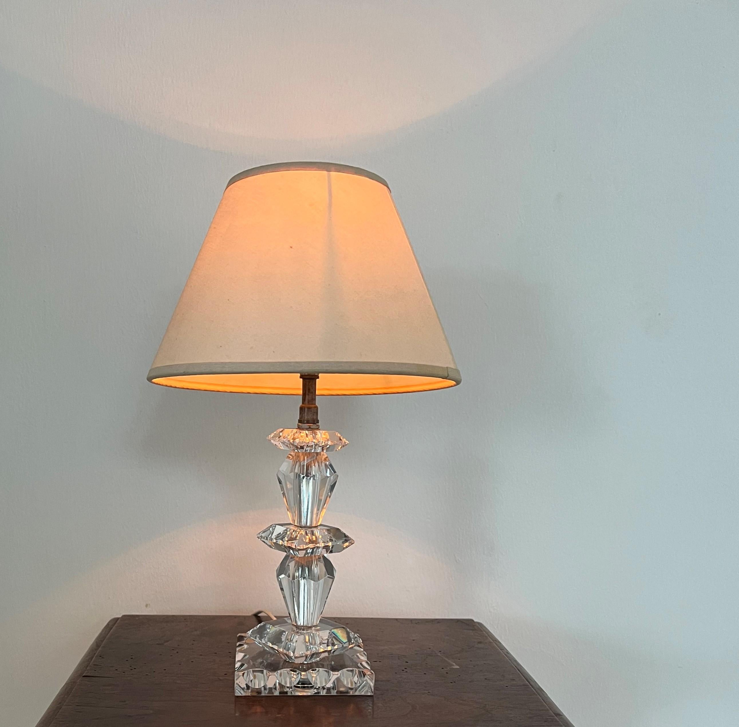 Beautiful pair of table lamps by Baccarat, France in hand cut Lead glass, circa 1940.
The pieces 