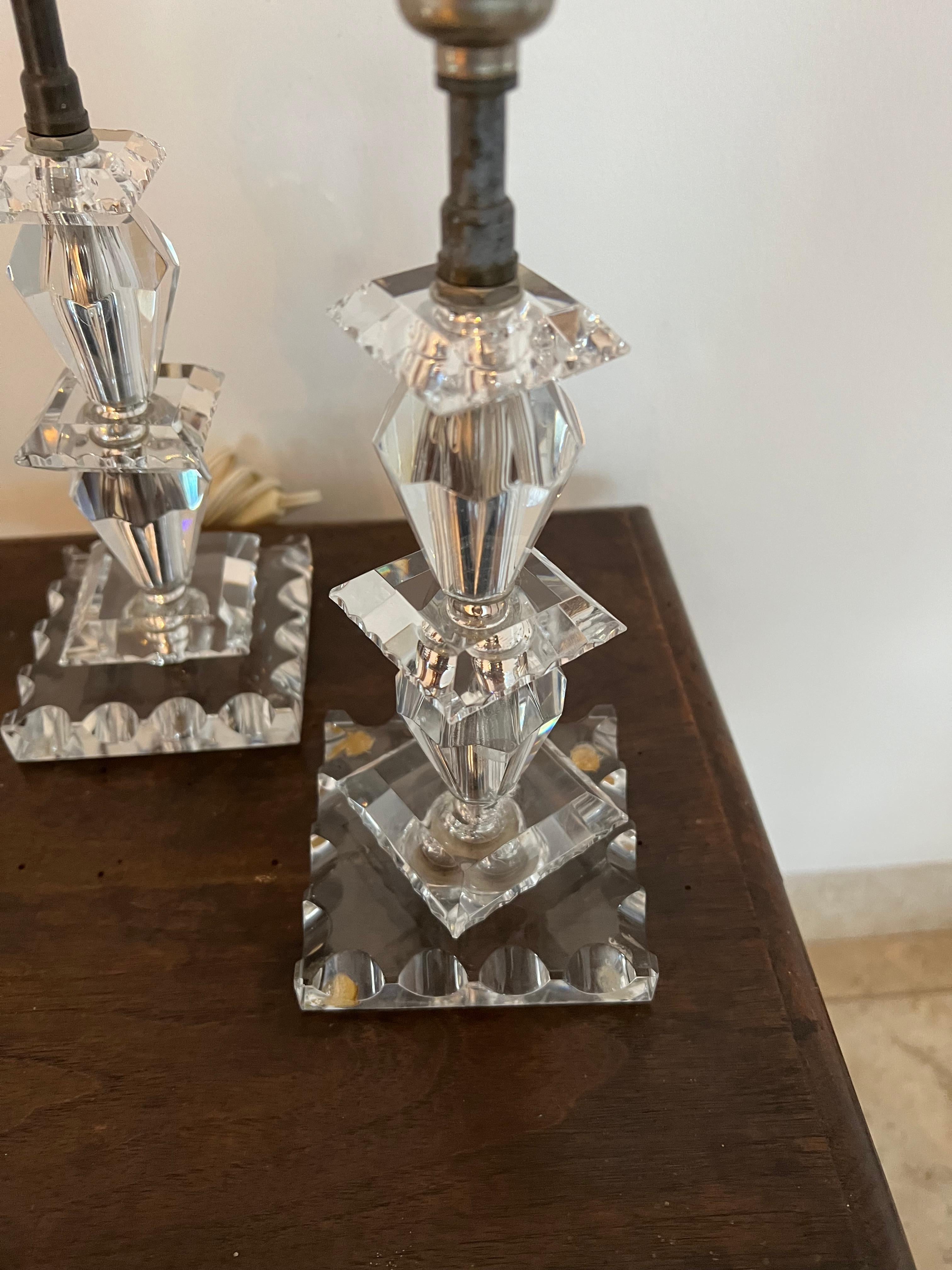 Hand-Crafted Pair of Art Deco Lamps by Baccarat, France circa 1940, Attr. to Jacques Adnet For Sale