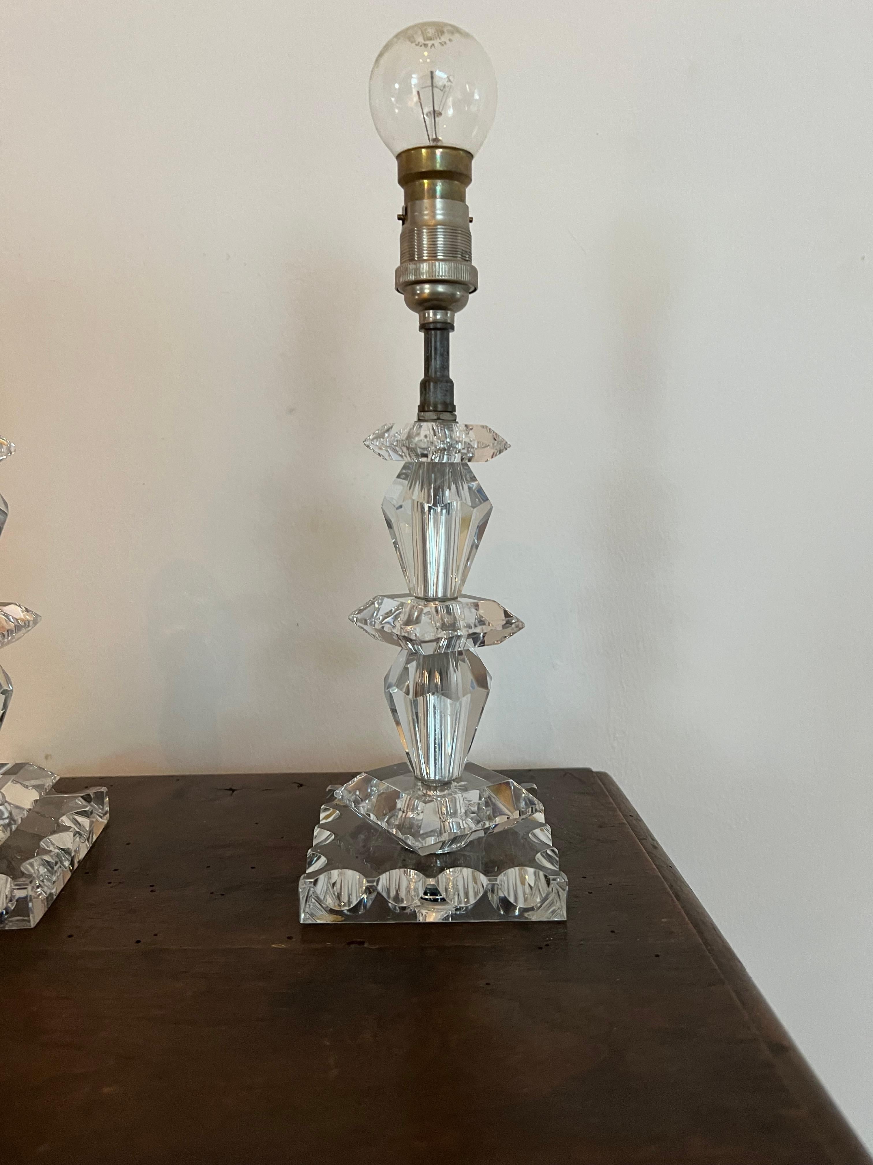 Cut Glass Pair of Art Deco Lamps by Baccarat, France circa 1940, Attr. to Jacques Adnet For Sale