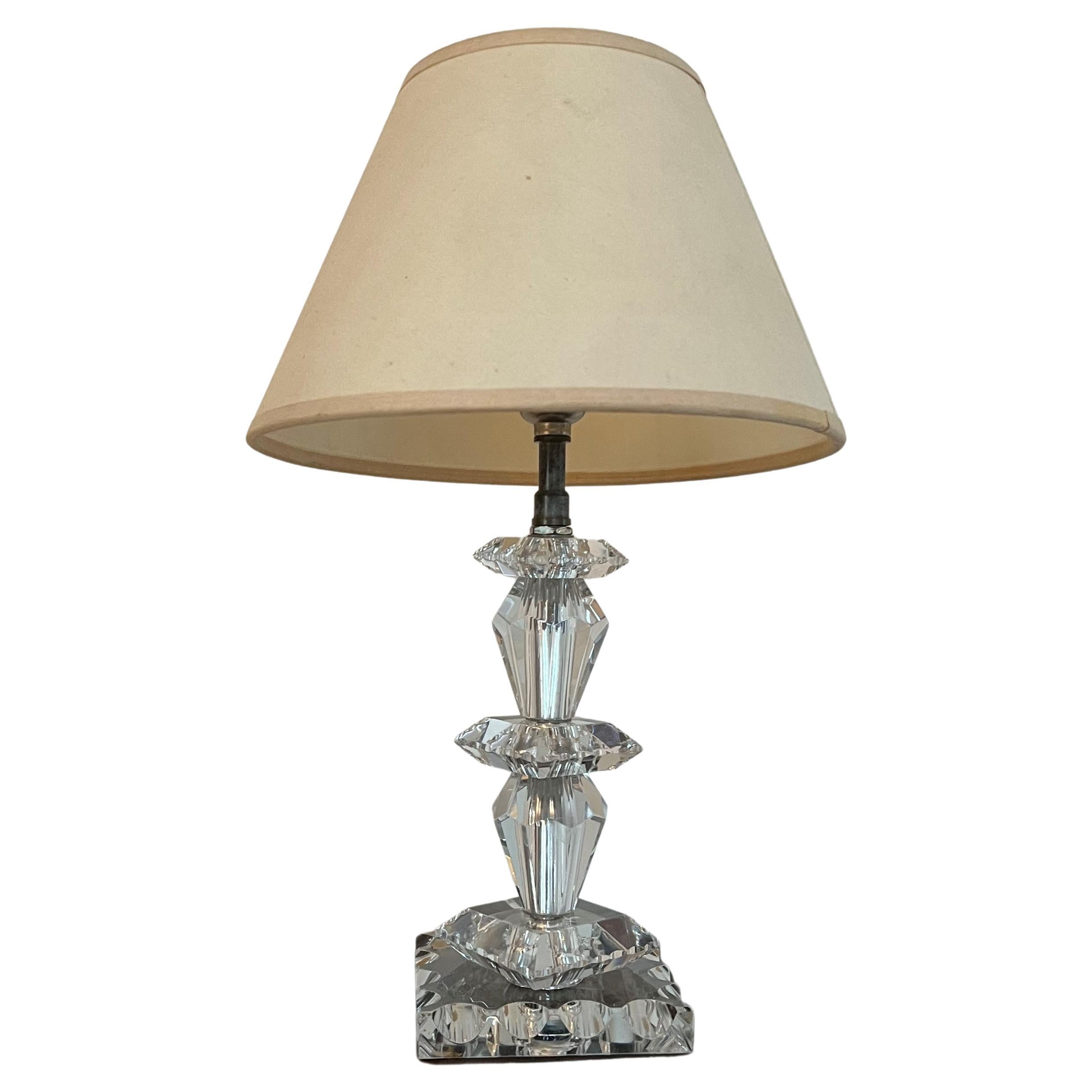 Ein Paar Art-Déco-Lampen von Baccarat, Frankreich um 1940, zugeschrieben Jacques Adnet