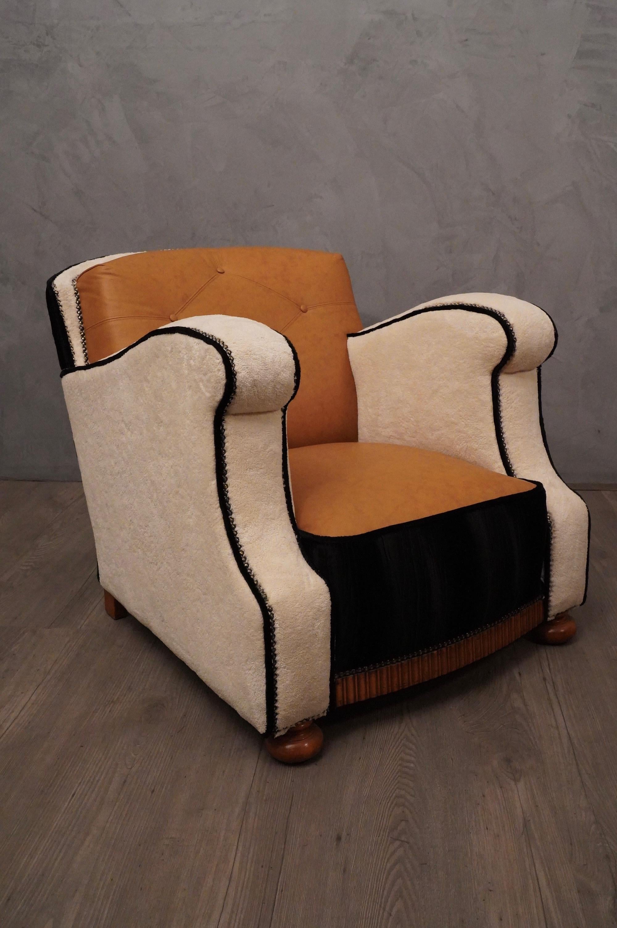 Pair of Art Deco Leather Black and White Velvet Italian Club Chairs, 1930 5