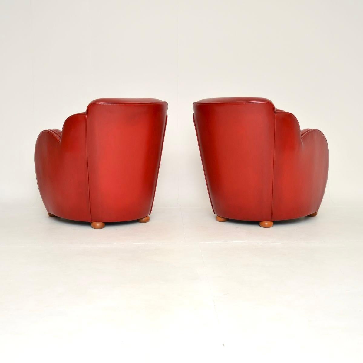 Pelle Coppia di poltrone con schienale a nuvola in pelle Art Déco di Epstein in vendita
