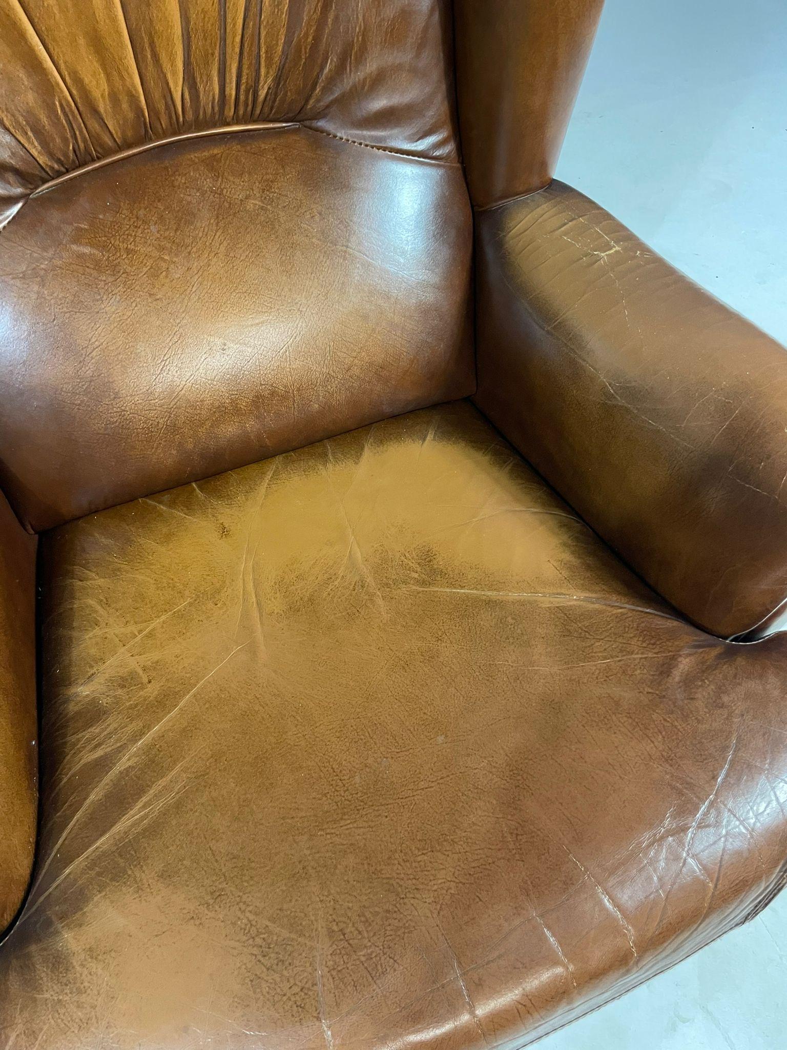 Coppia di poltrone da club in pelle Art Déco, Cecoslovacchia, anni '30 in vendita 10