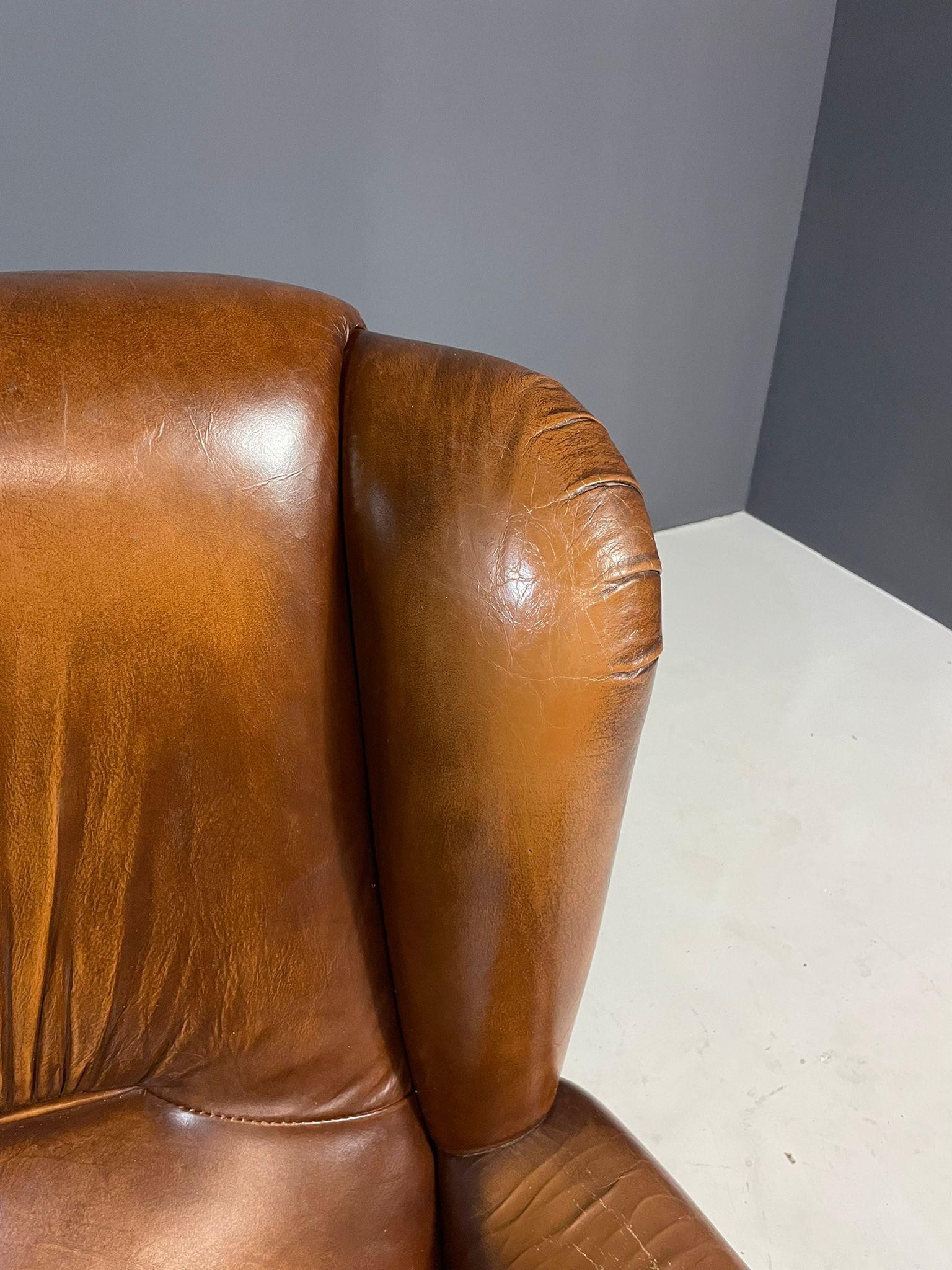 Legno Coppia di poltrone da club in pelle Art Déco, Cecoslovacchia, anni '30 in vendita