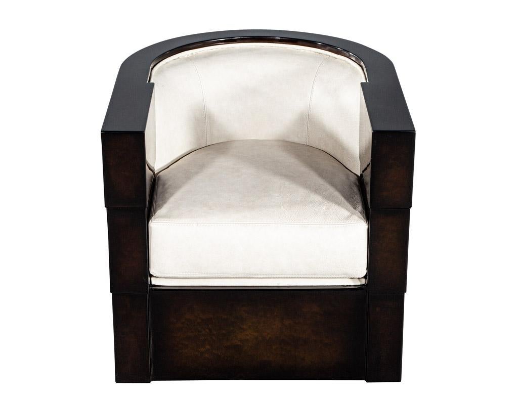 Paar Art-Déco-Lounge-Stühle aus Leder CIRCA 1940er Jahre im Angebot 5