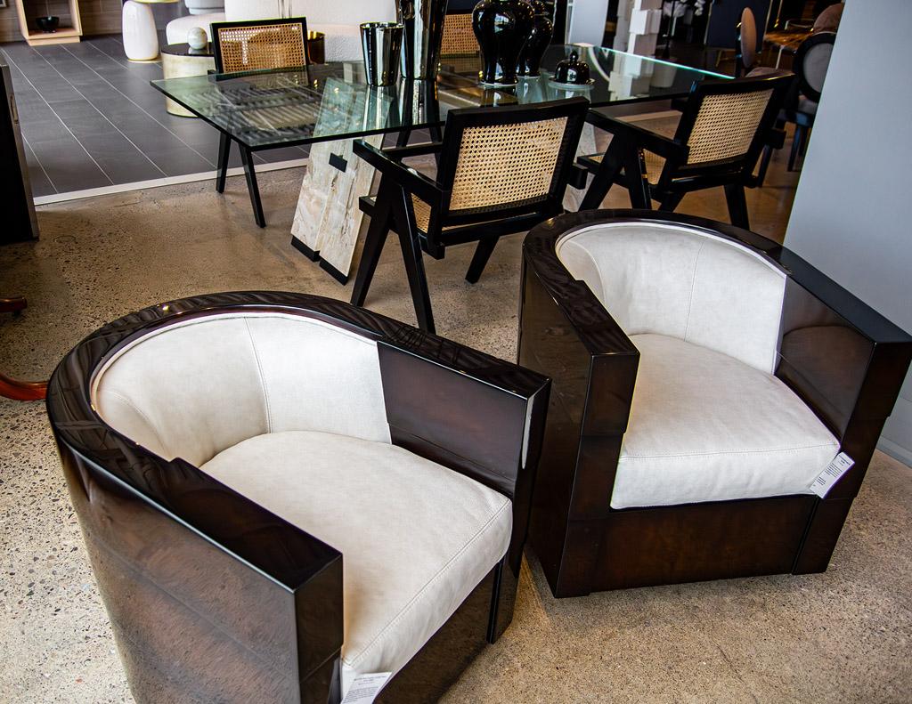 Paar Art-Déco-Lounge-Stühle aus Leder CIRCA 1940er Jahre (Art déco) im Angebot