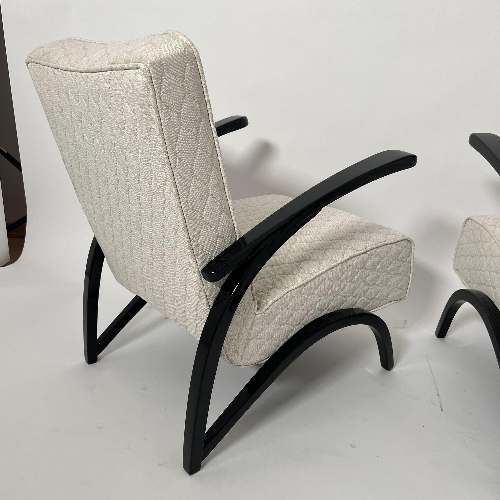 Paar Art Deco Lounge Chairs von J. Halabala, schwarzer Lack, Tschechien um 1930 im Angebot 2
