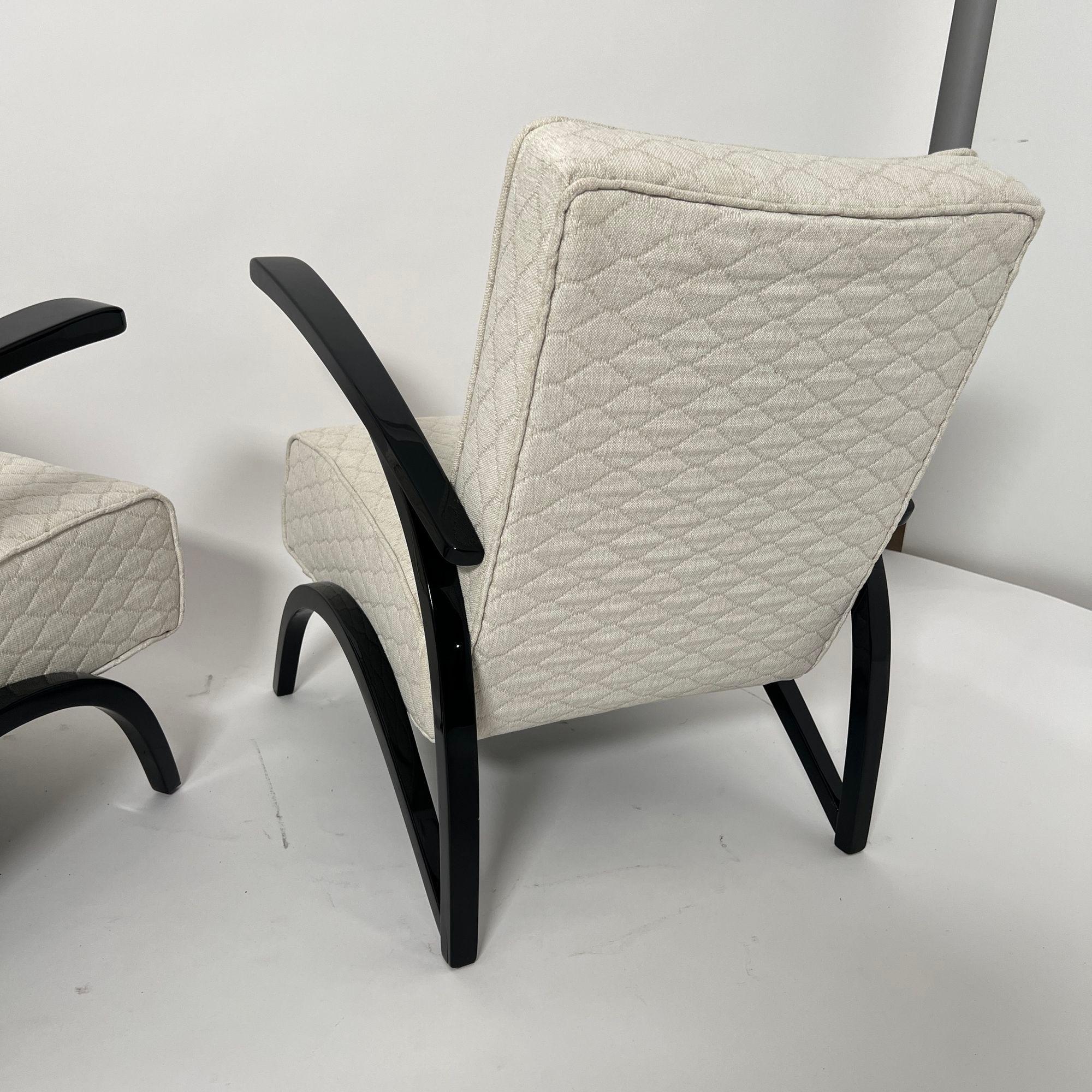 Paar Art Deco Lounge Chairs von J. Halabala, schwarzer Lack, Tschechien um 1930 im Angebot 3