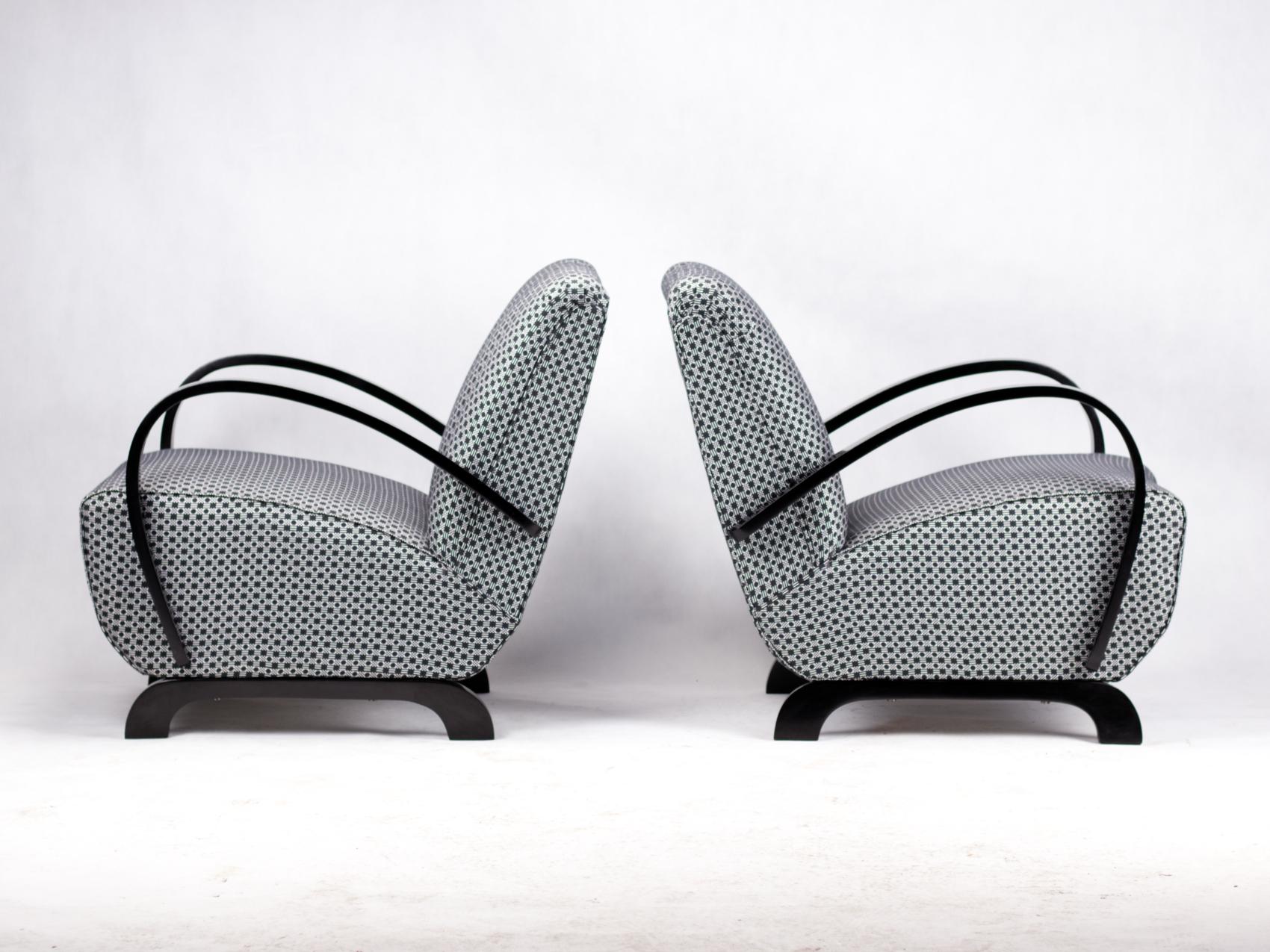 Czech Pair of Art Deco Lounge Chairs by Jindrich Halabala for UP Zavody Brno, 1930s