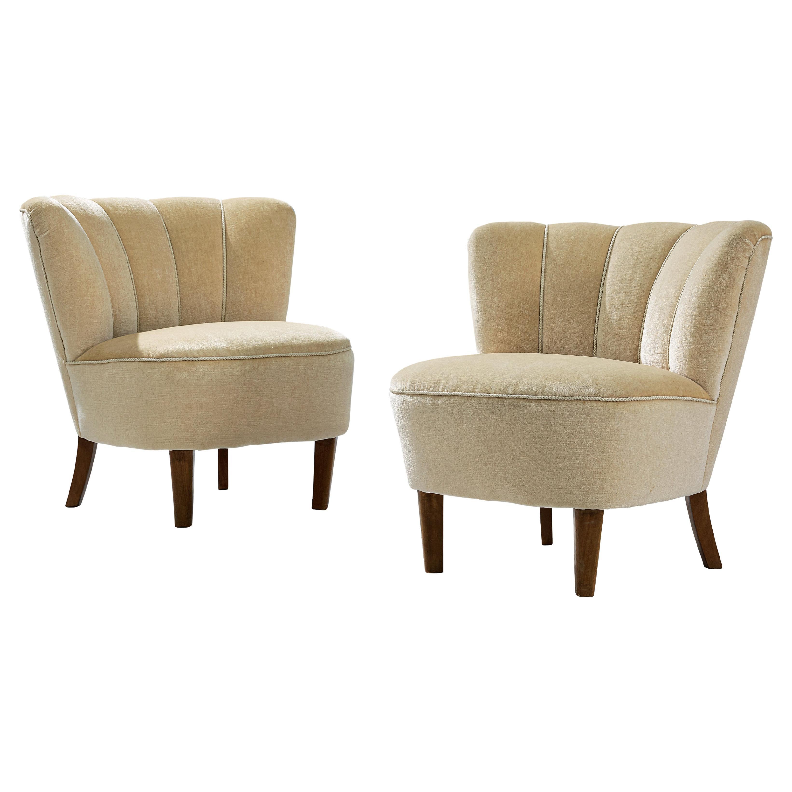 Pair of Art Deco Lounge Chairs in Beige Velvet Upholstery