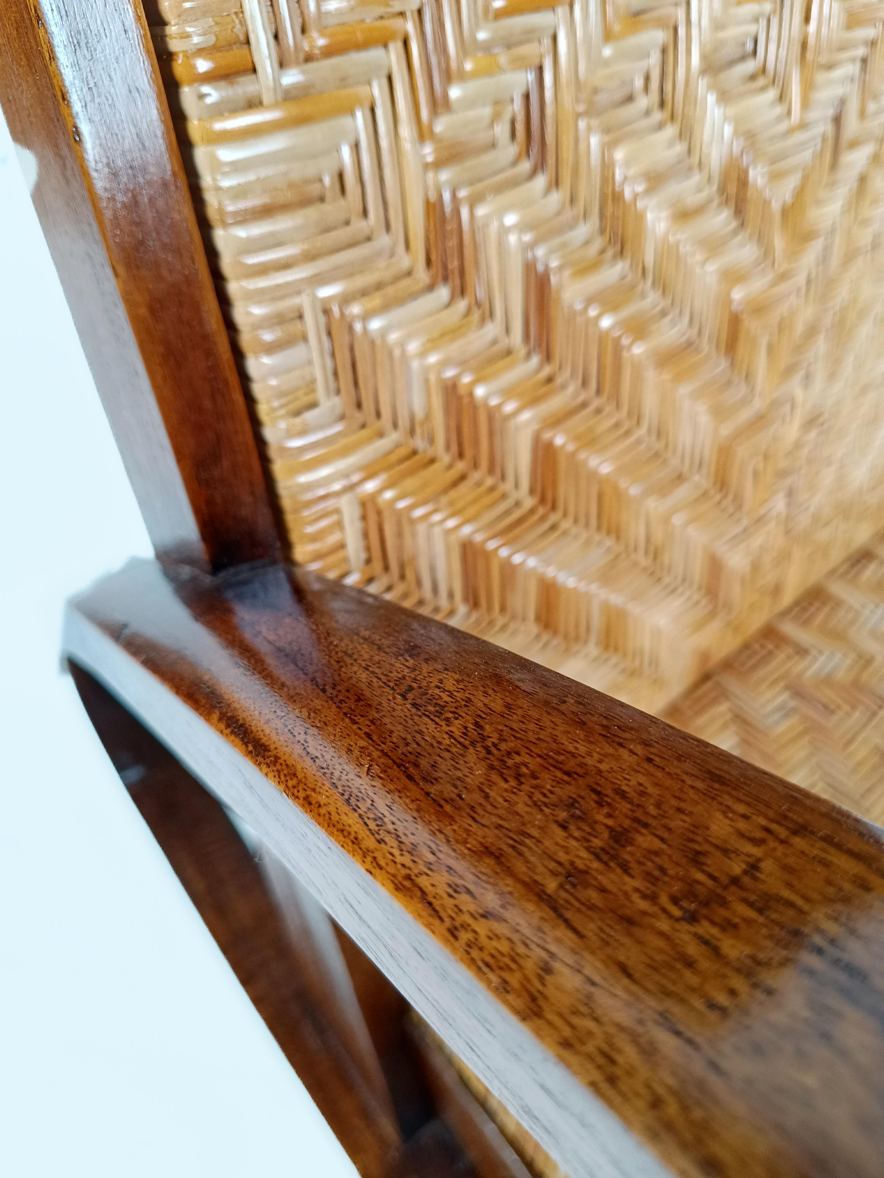 Paire de chaises longues Art déco en teck et rotin dans le style de Francis Jourdain en vente 10