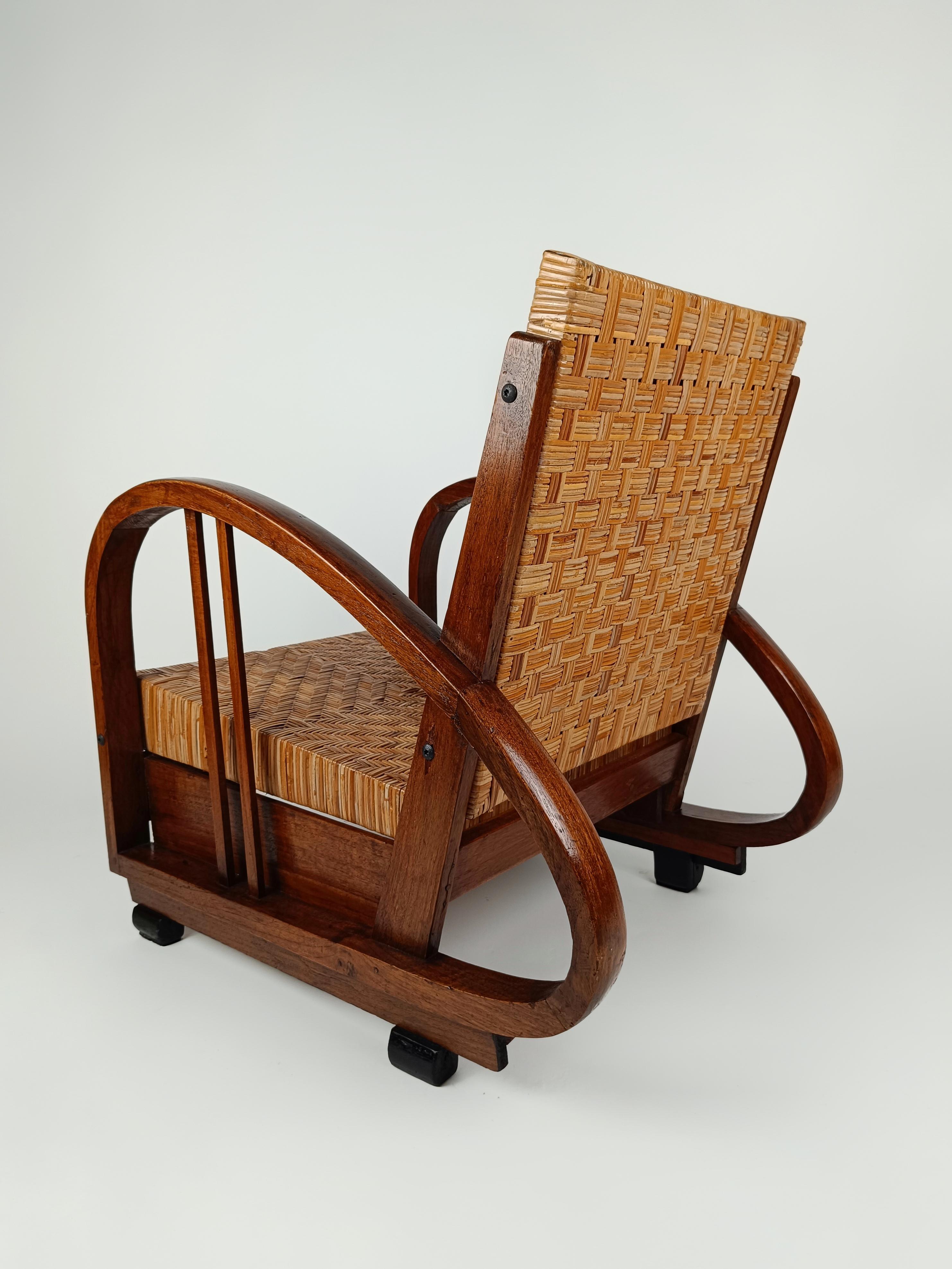 Italian Pair of Art Deco Lounge Chairs in Teak and Cane in the Style of Francis Jourdain For Sale