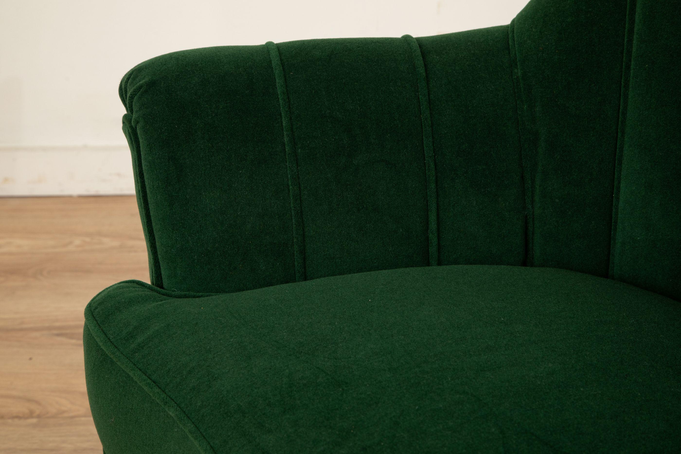 Pair of Art Deco Lounge Chairs with Green Mohair Channel Back, Italy For Sale 3