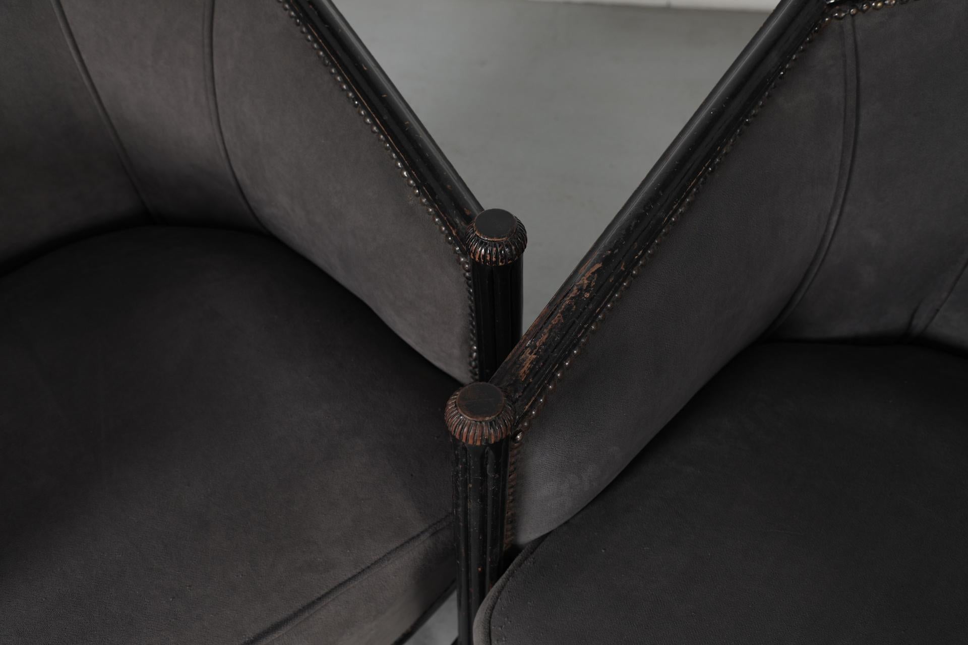 Pair of Art Deco Lounge Chairs with Upholstered Frame and Black Carved Wood en vente 1