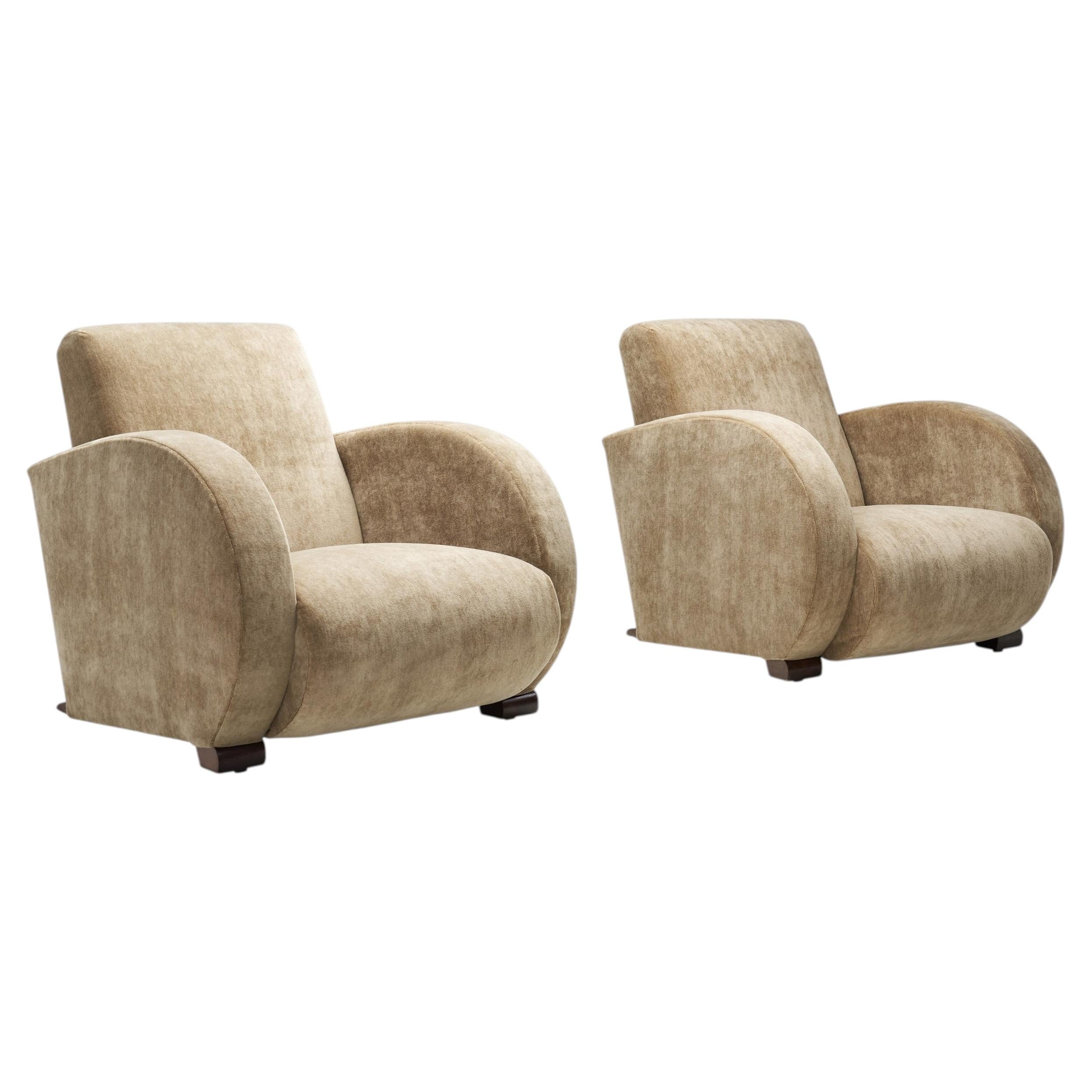 Paire de fauteuils bas Art déco, Europe, première moitié du XXe siècle