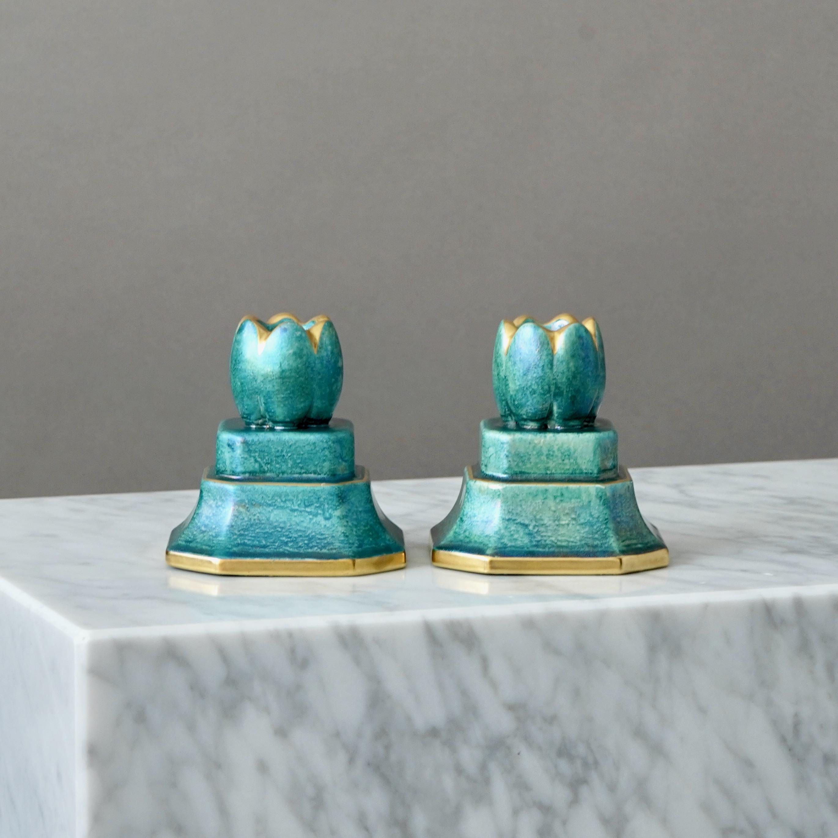 Svedese Coppia di candelieri Art Deco a lustro di Josef Ekberg. Gustavsberg, Svezia, anni '30 in vendita