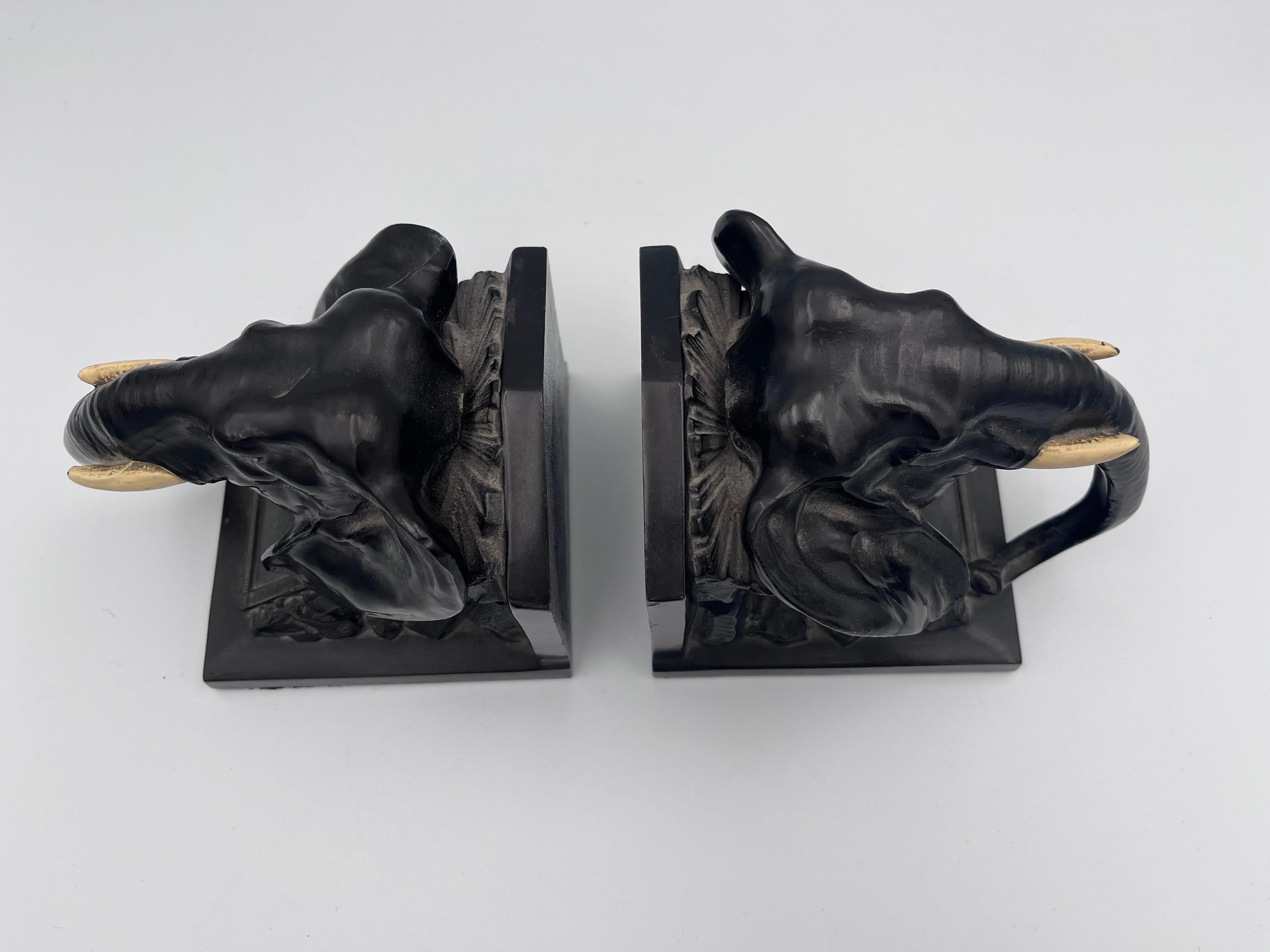 Metal Pair of Art Deco LV Aronson Elephant Head Cold Painted Bookends, 1922 For Sale