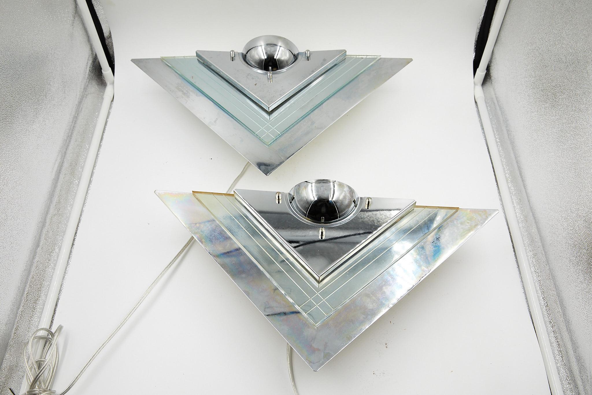 20th Century Pair of Chrome and Glass Wall Lights by Franz Hustadt For Sale