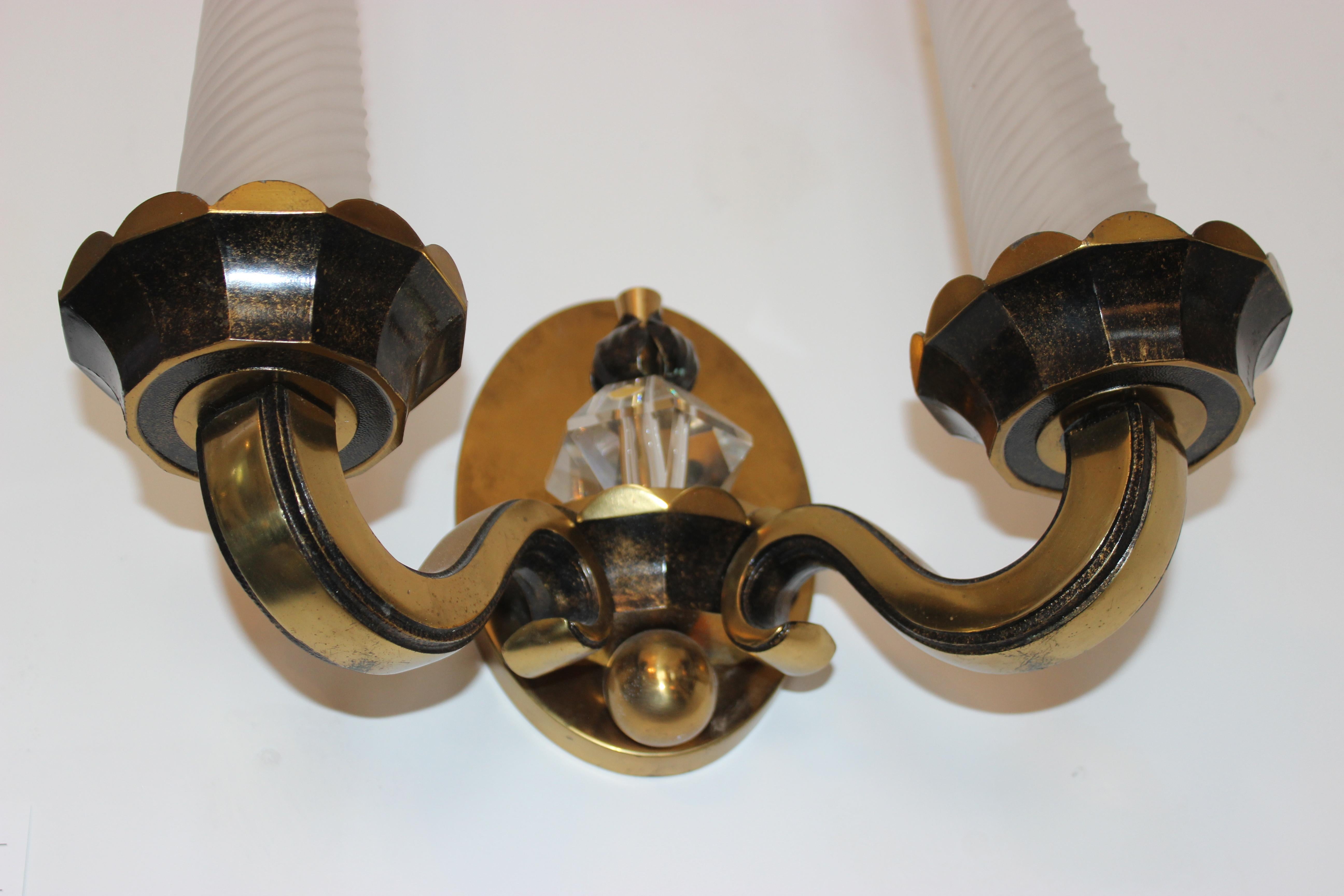 Pair of Art Deco Moderne Wall Sconces For Sale 3