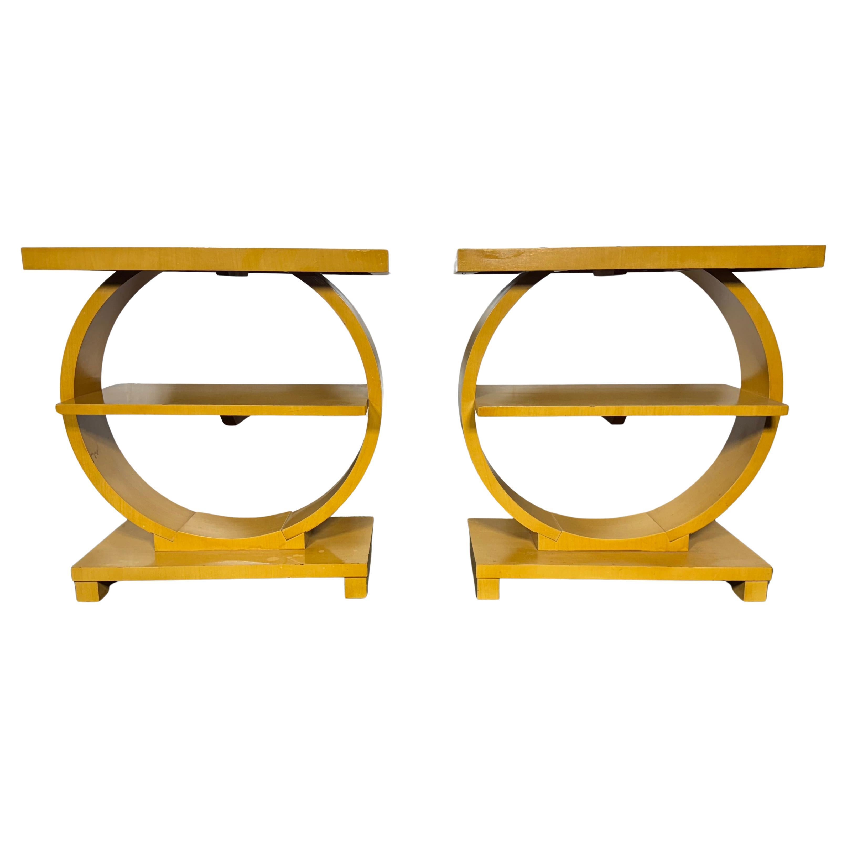 Pareja de mesas Art Decó / Modernistas "CIRCLE" de Gilbert Rohde para Brown Saltman