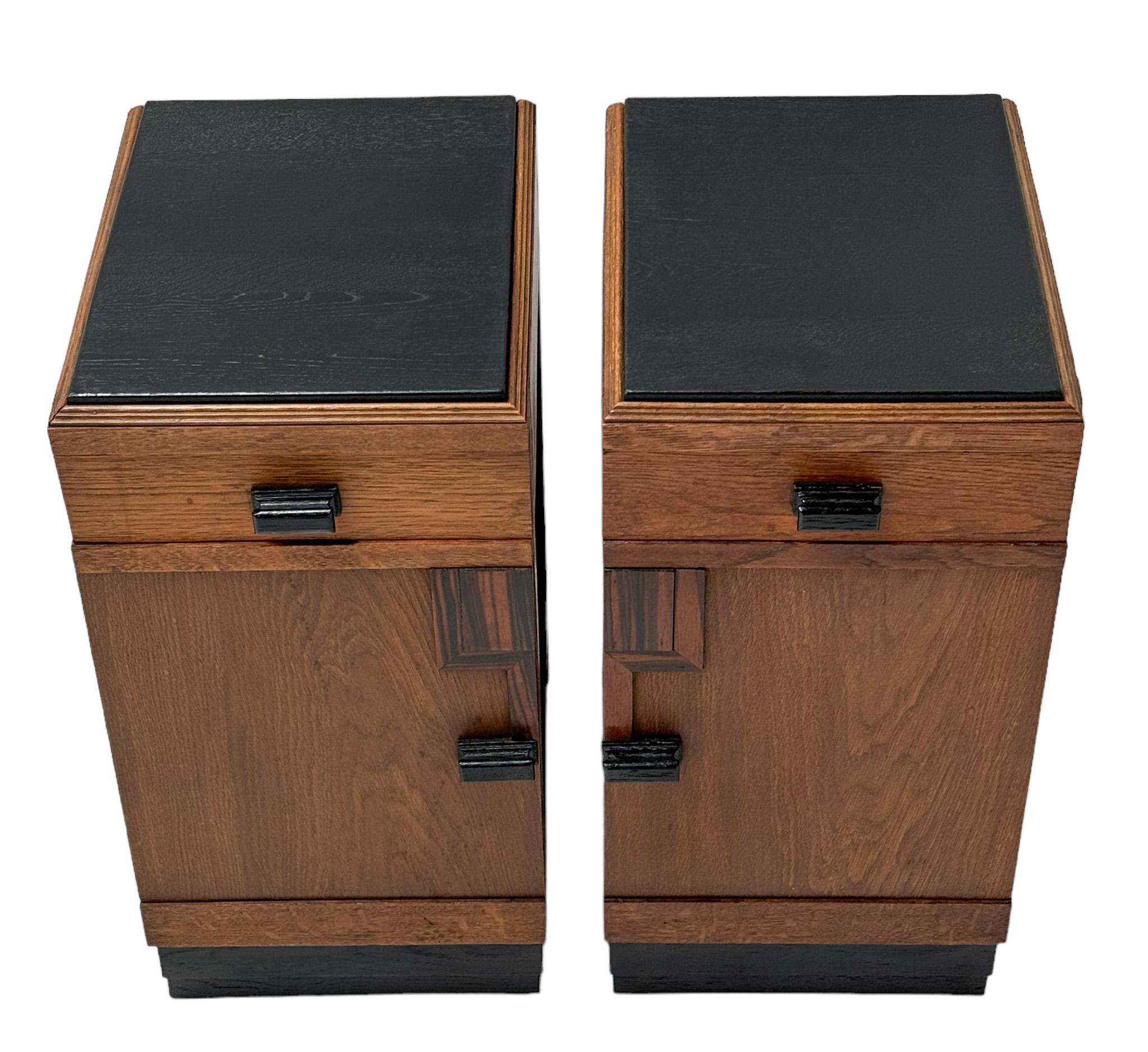 Pair of Art Deco Modernist Nightstands or Bedside Tables, 1920s 2