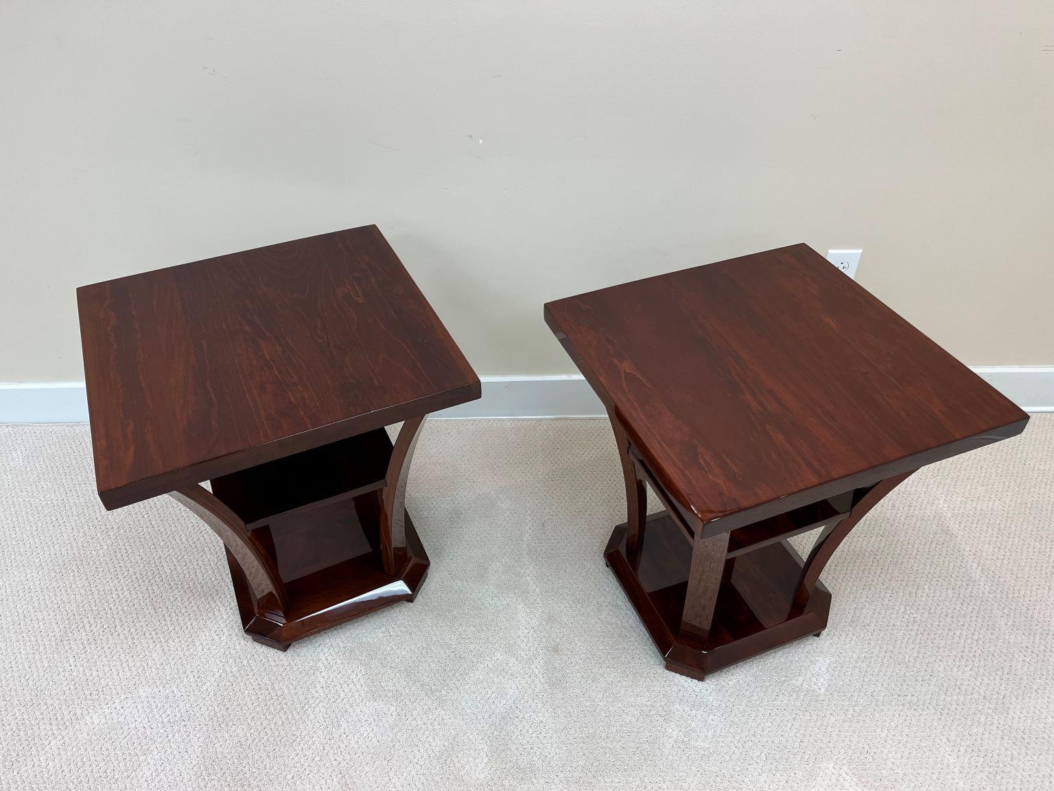 Mid-20th Century Pair Of Art Deco Modernist Square Top Three Tier Side Tables, American C. 1930's For Sale