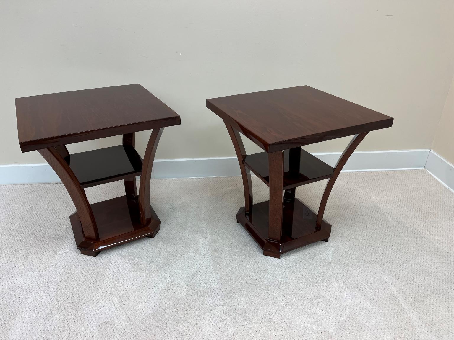 Maple Pair Of Art Deco Modernist Square Top Three Tier Side Tables, American C. 1930's For Sale