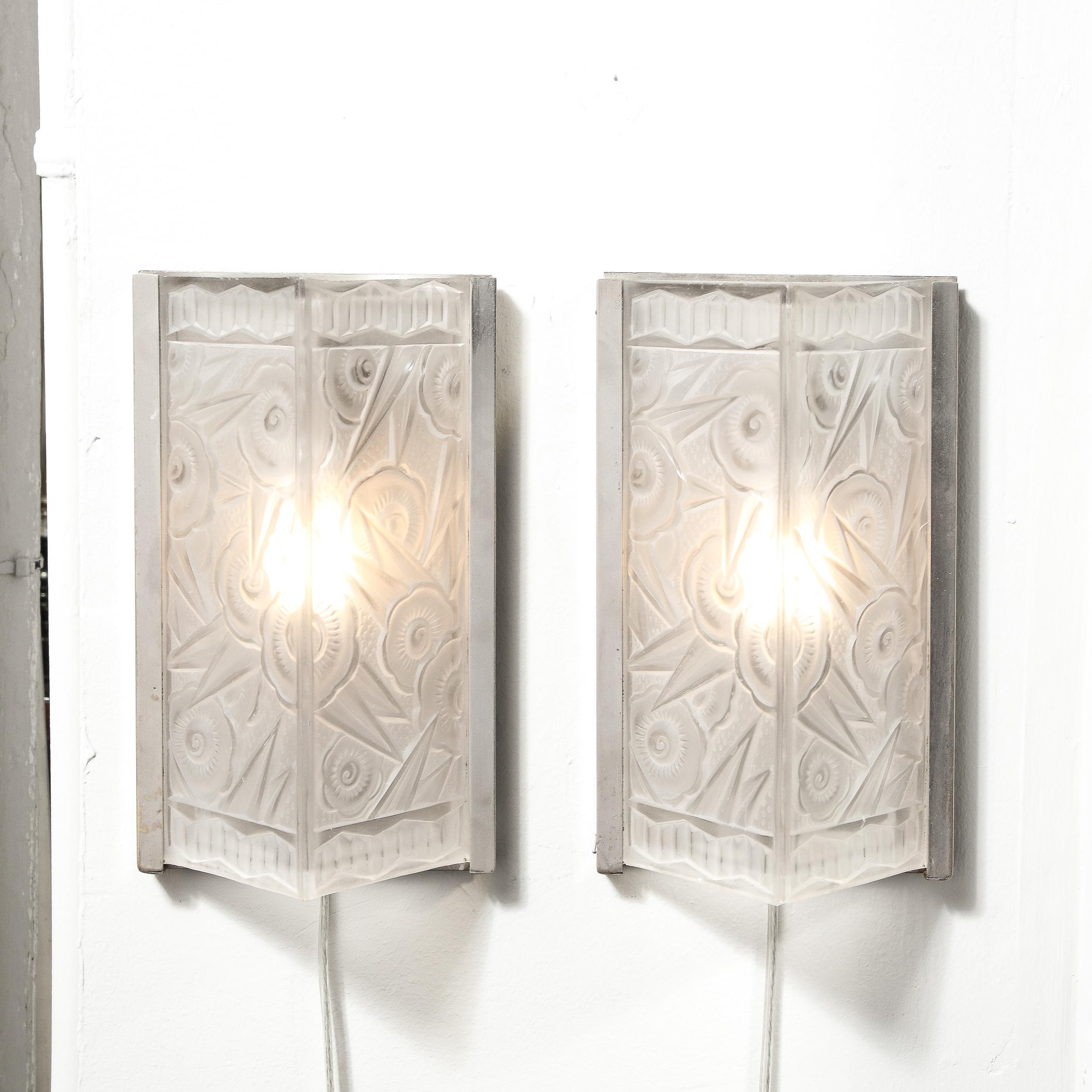Pair of Art Deco Molded & Frosted Glass Sconces w/ Stylized Cubist Floral Motifs In Excellent Condition In New York, NY