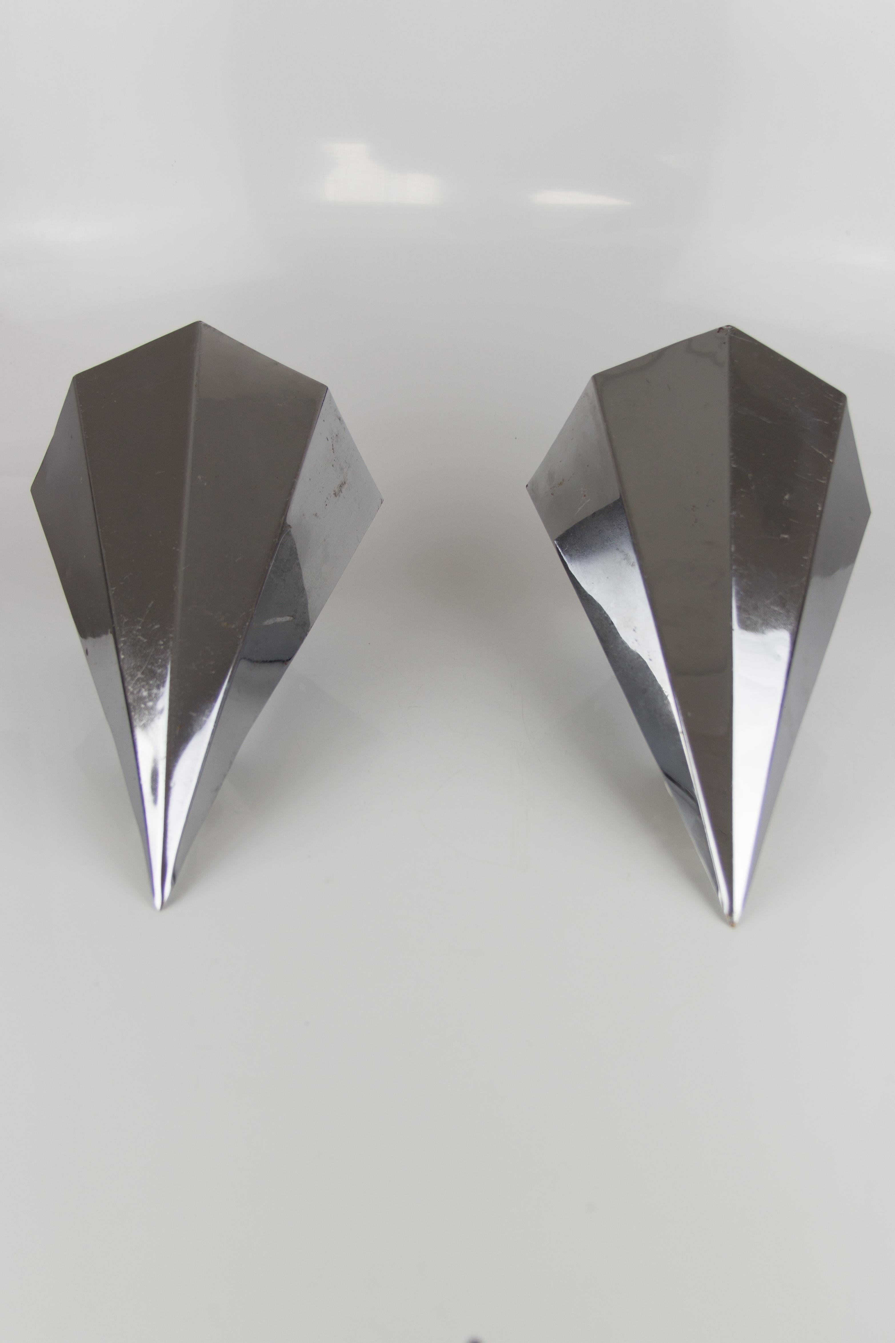 Pair of Art Deco Nickel-Plated Metal Prism Corner Wall Sconces, France, 1920s For Sale 11
