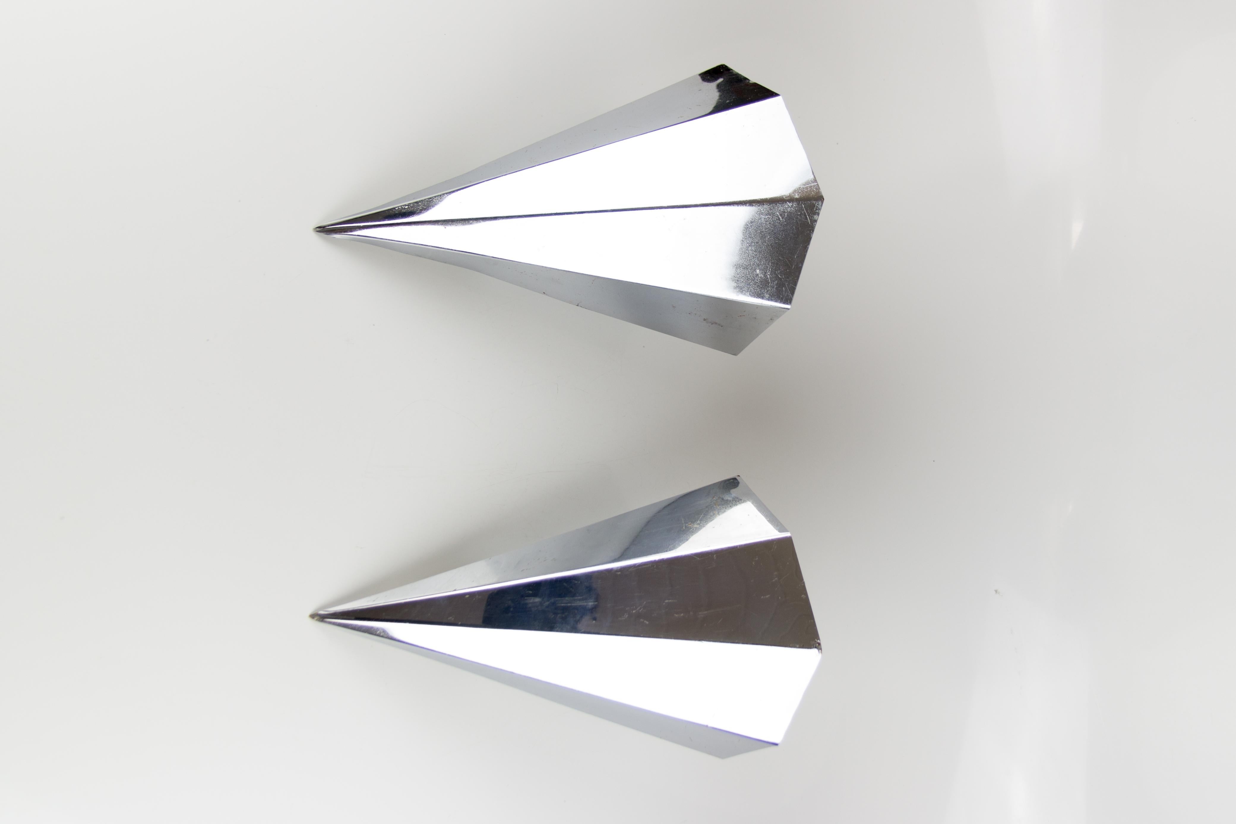 Pair of Art Deco Nickel-Plated Metal Prism Corner Wall Sconces, France, 1920s For Sale 3