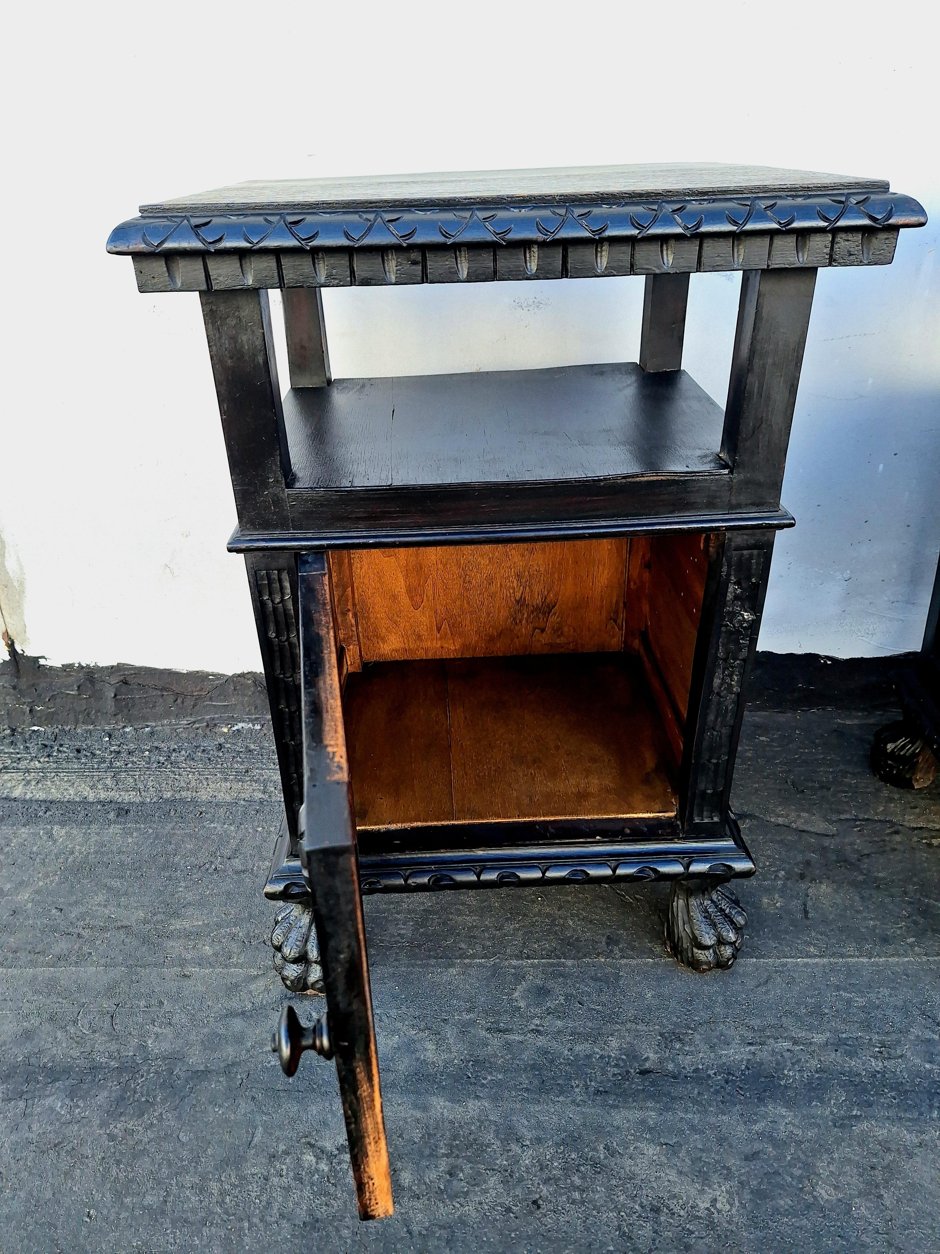 Mid-20th Century Pair of  Art Deco Night Stands For Sale