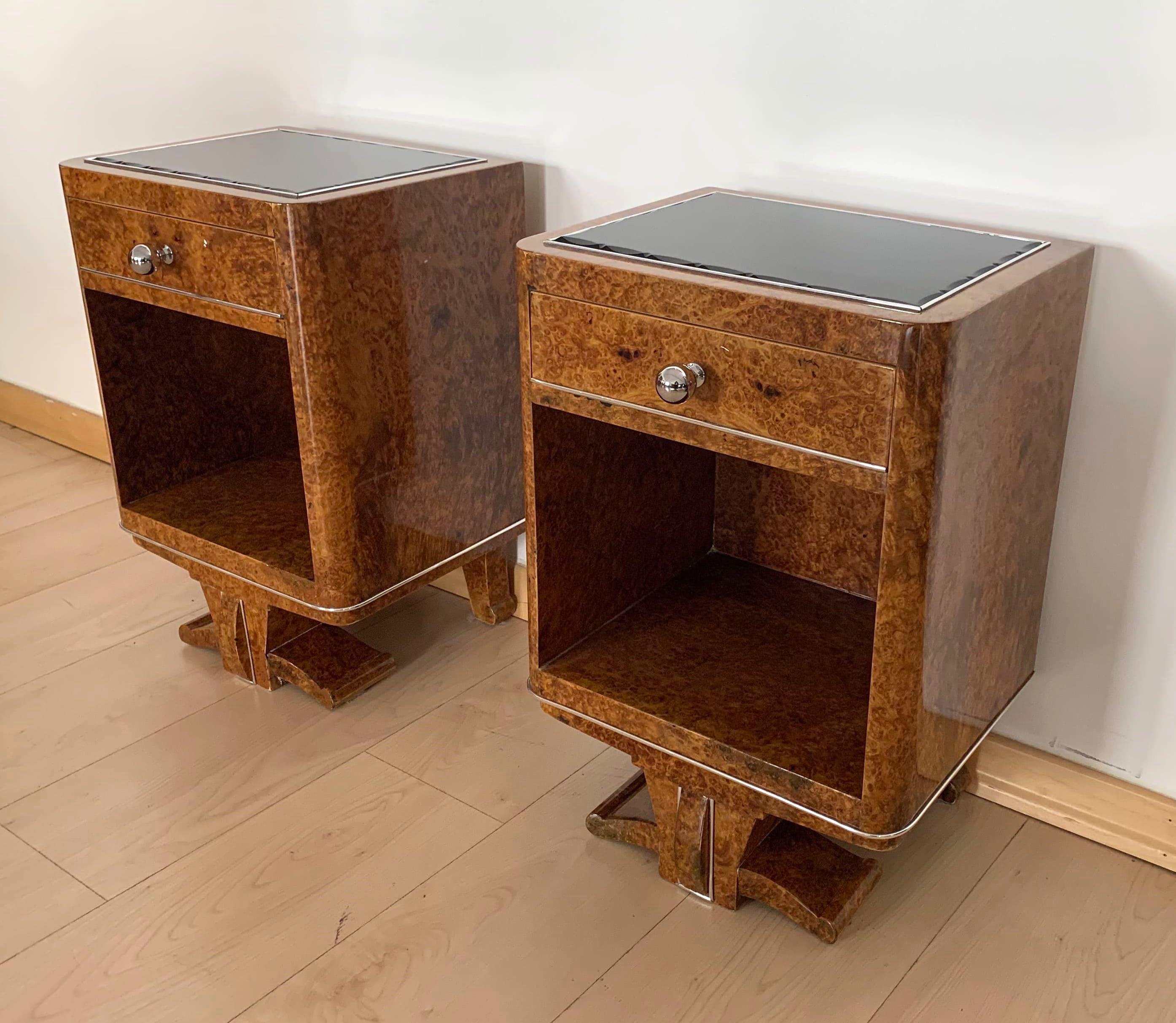 Metal Pair of Art Deco Nightstands, Amboyna Roots Veneer, France, circa 1925