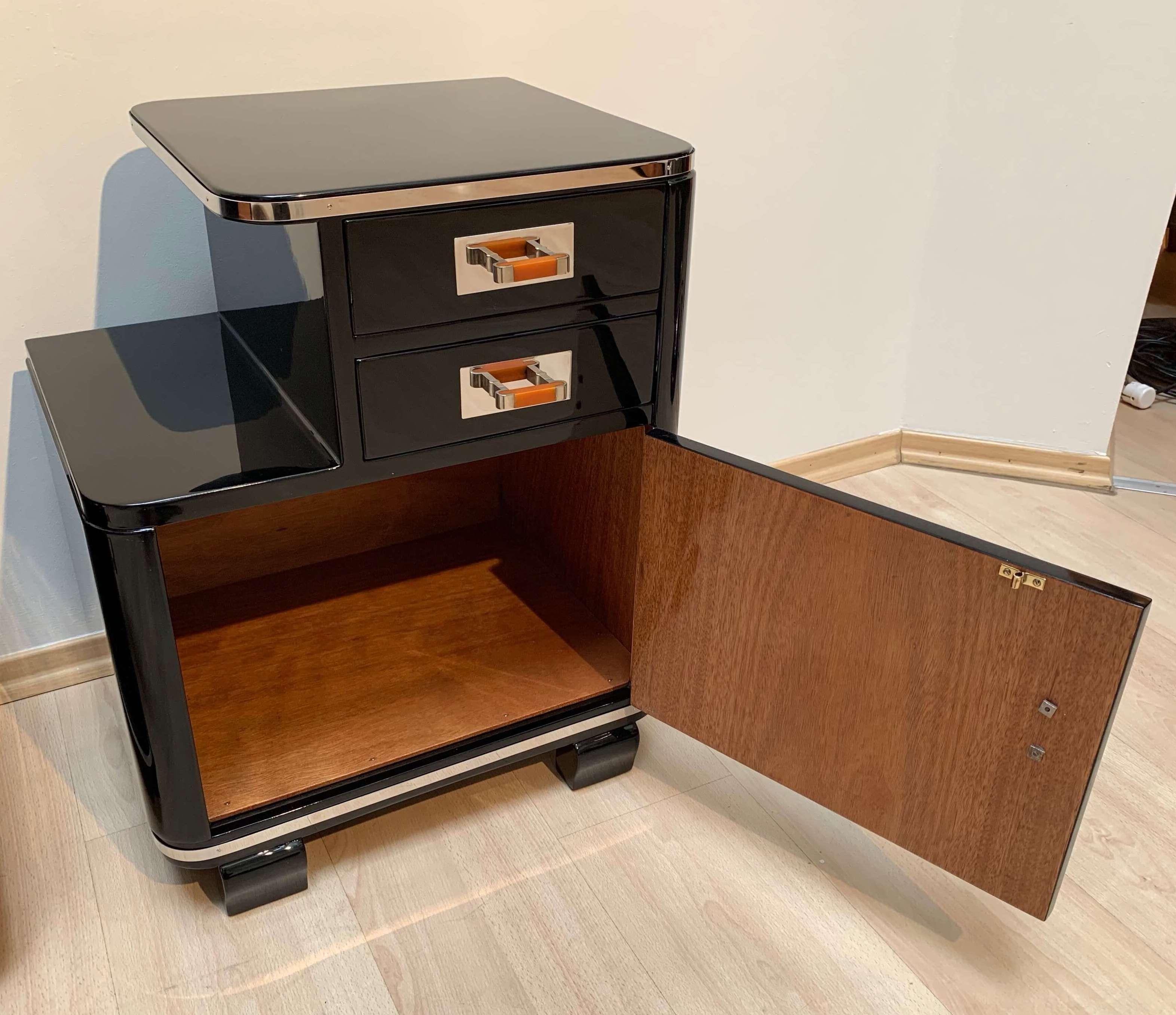 Mid-20th Century Pair of restored Art Deco Nightstands, Black Lacquer, Nickel, France, circa 1930