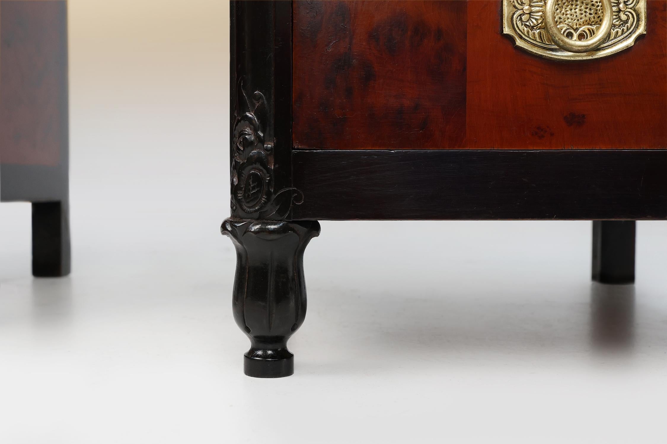 20th Century Pair of Art Deco nightstands in burl veneer, oak and copper, France ca. 1910 For Sale
