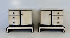 Pair of Art Deco Nightstands in Parchment and Black Lacquer, attr. Borsani, 40s