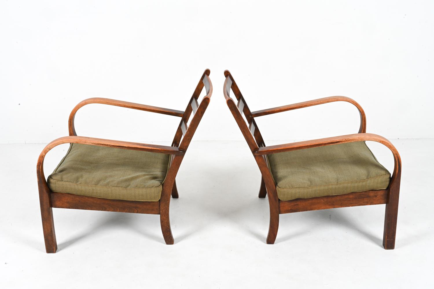 Pair of Art Deco Oak Lounge Chairs Attributed to Frits Schlegel for Fritz Hansen For Sale 4