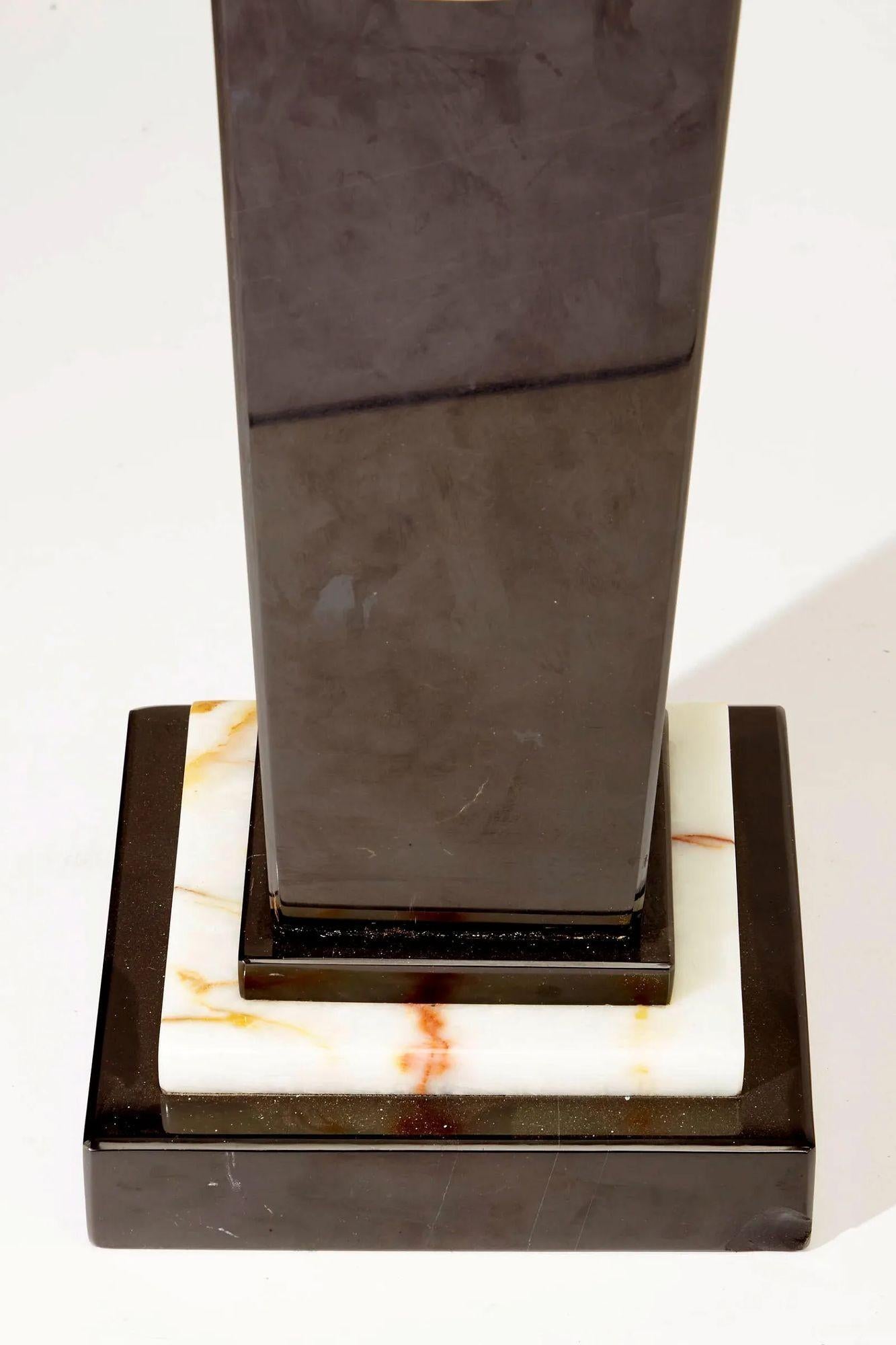 20th Century Pair of Art Deco Onyx Pedestals Attributed to Demetre Chiparus For Sale