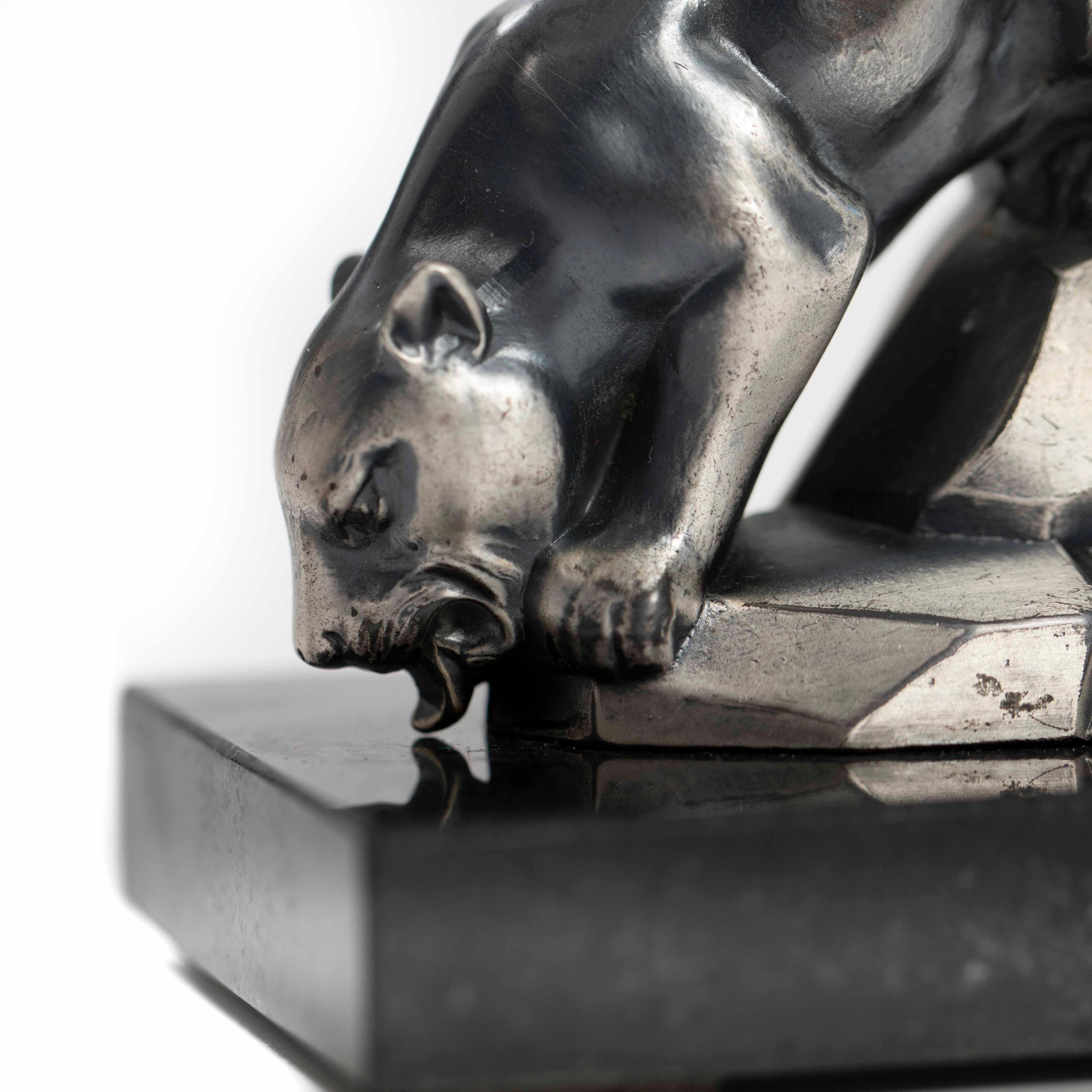 Coppia di reggilibri Art Deco Panther in bronzo su marmo nero di M. Font, anni '20 in vendita 10