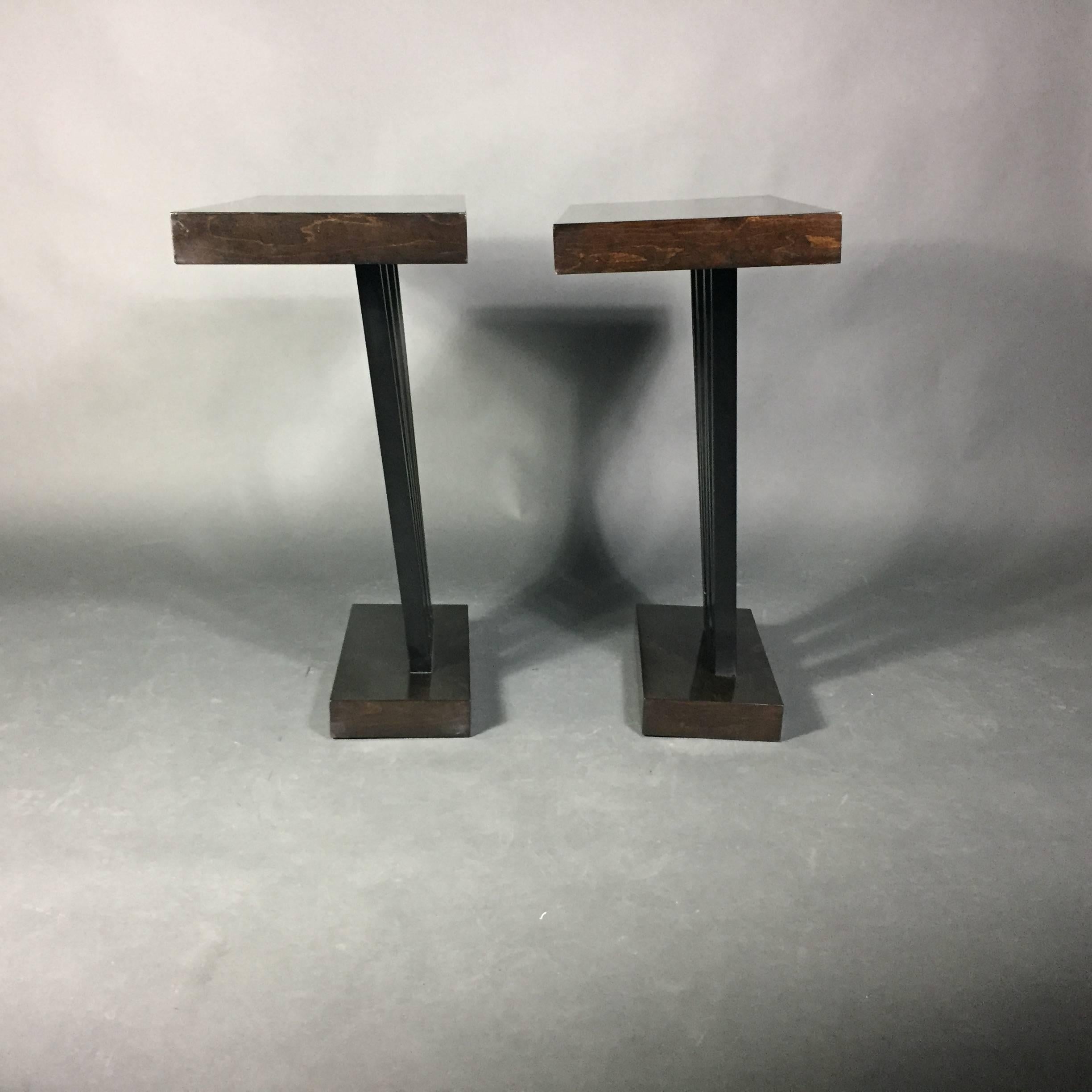 Mid-20th Century Pair of Art Deco Period Console Tables, USA, 1930s For Sale