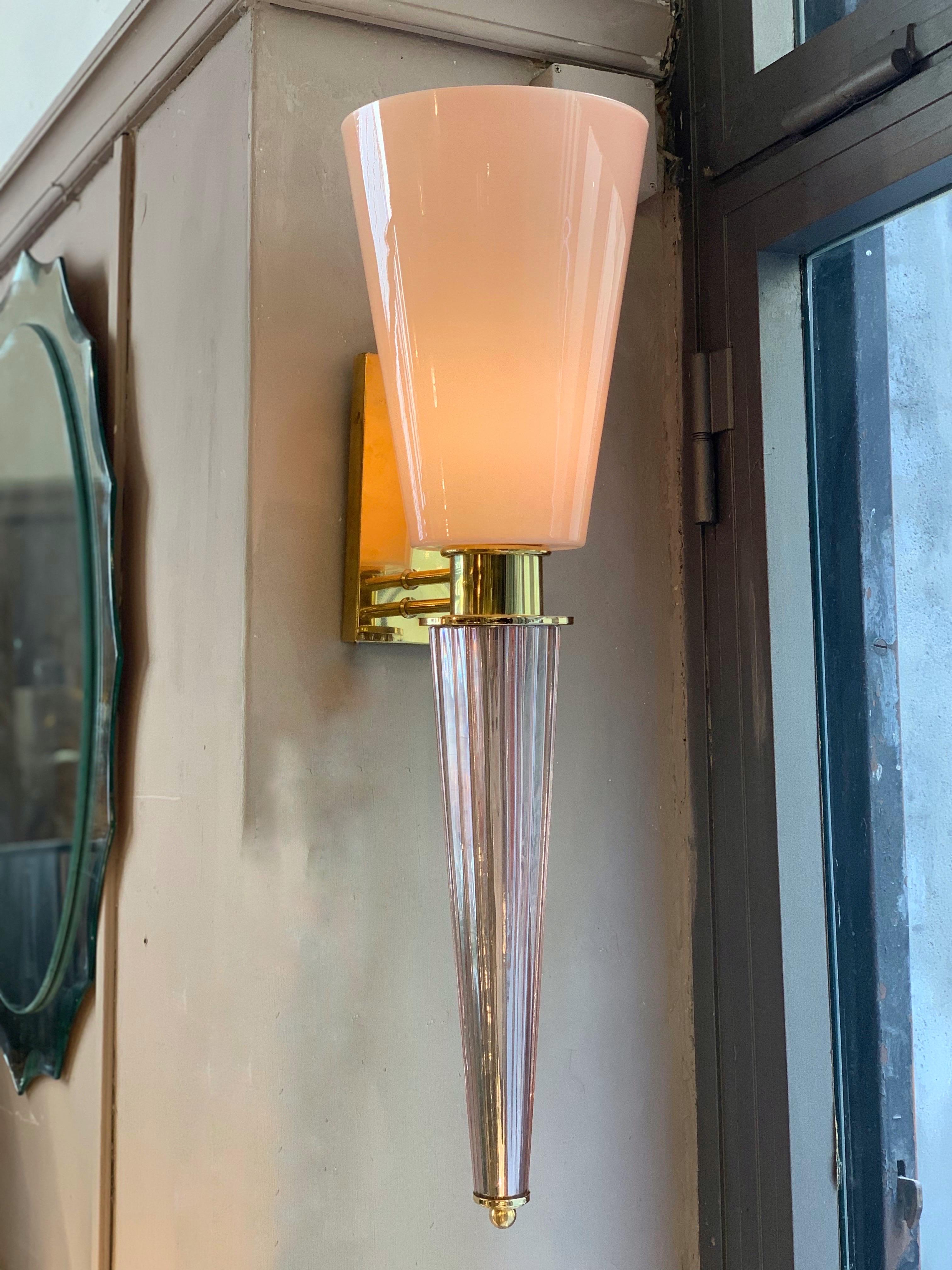 Mid-20th Century Pair of Art Deco Pink Conical Murano Wall Sconces, Brass Fittings, 1940s For Sale
