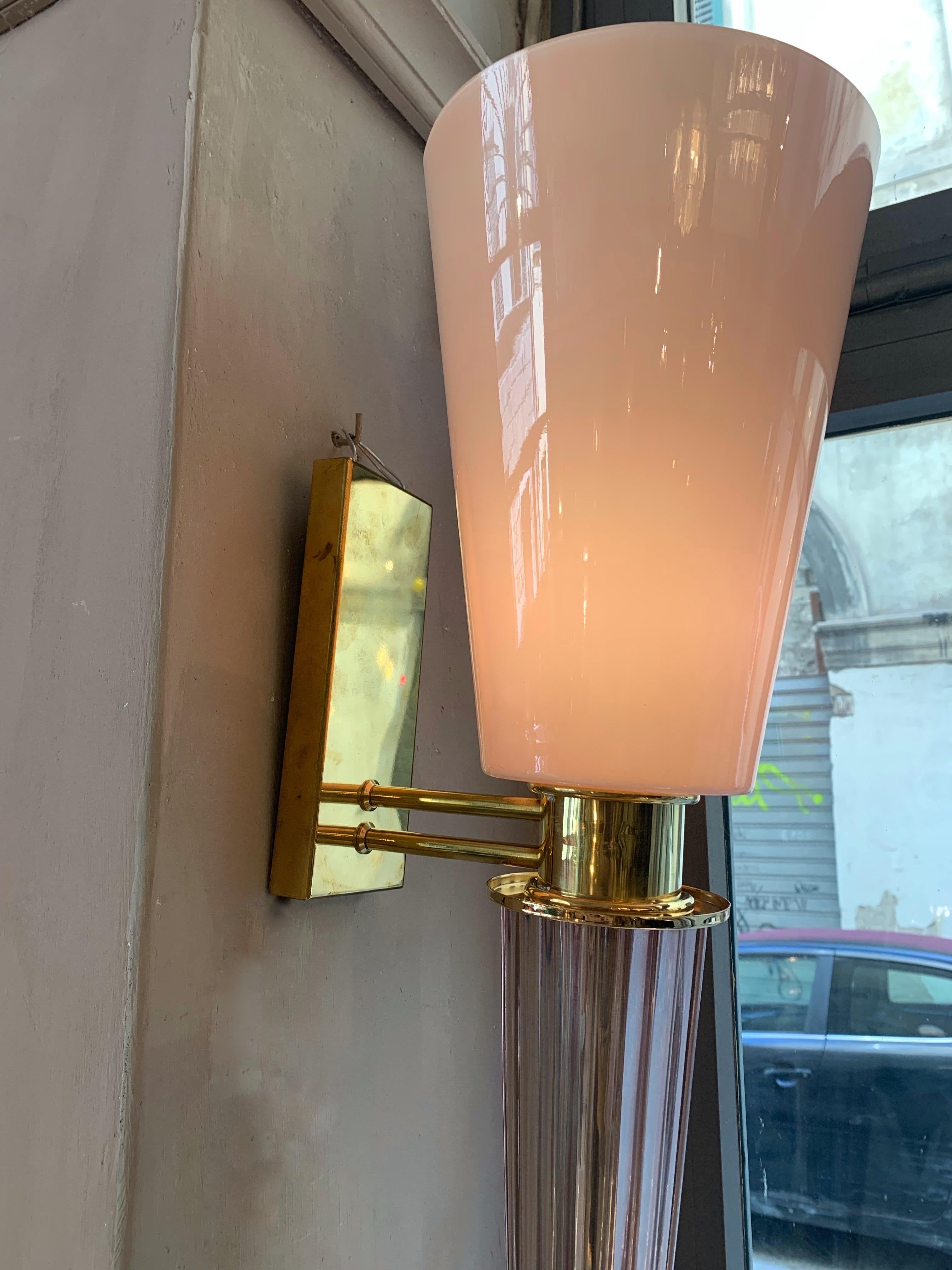 Pair of Art Deco Pink Conical Murano Wall Sconces, Brass Fittings, 1940s For Sale 1