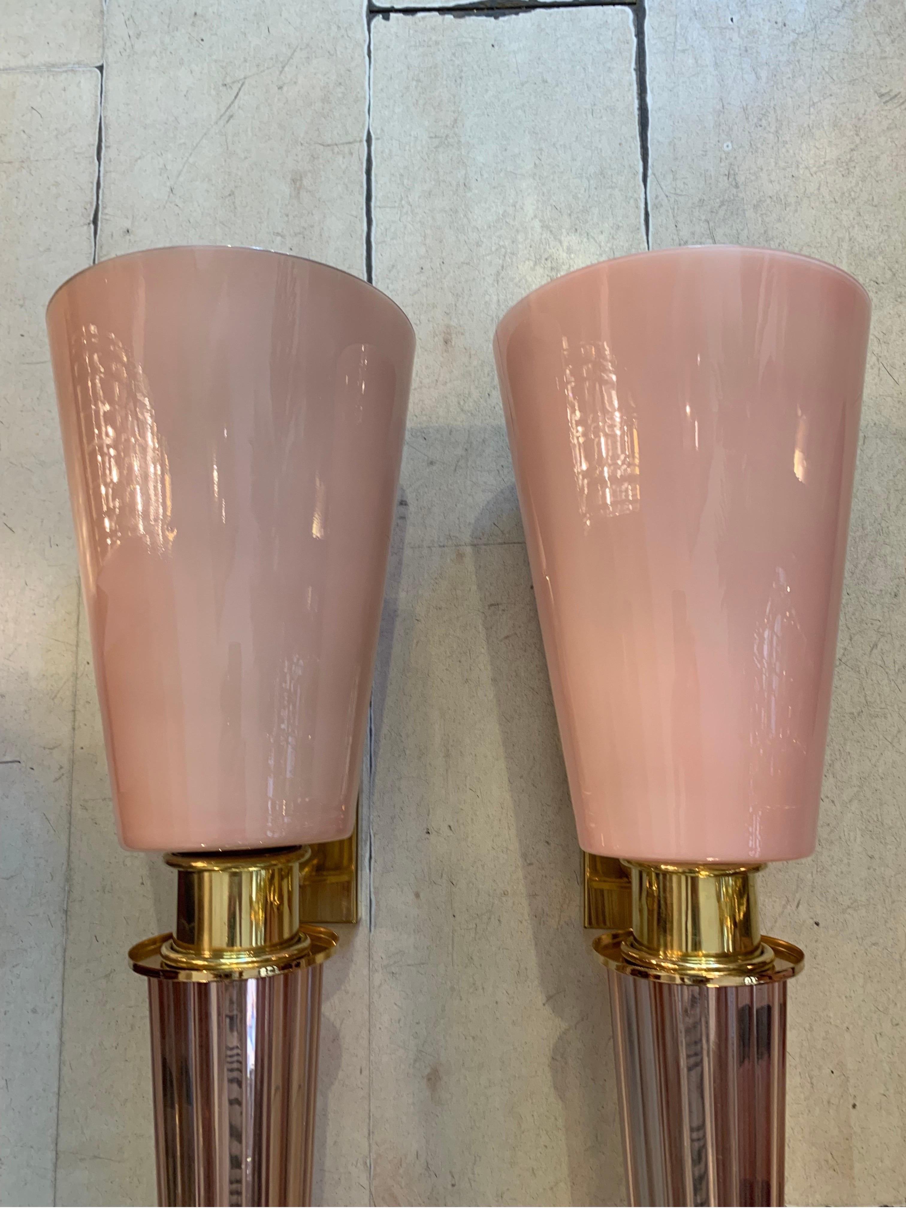 Pair of Art Deco Pink Conical Murano Wall Sconces, Brass Fittings, 1940s For Sale 2