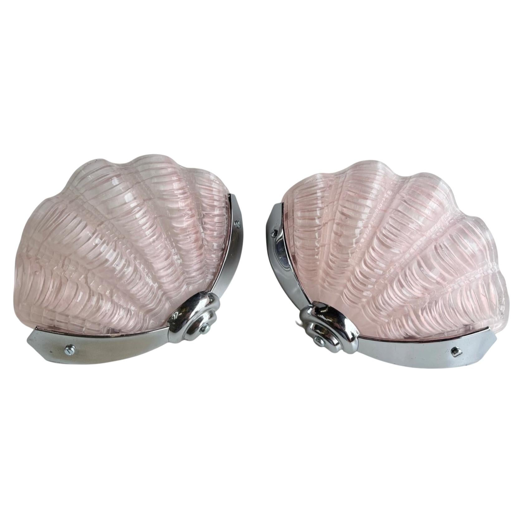 Pair of Art Deco pink Shell Wall lights For Sale