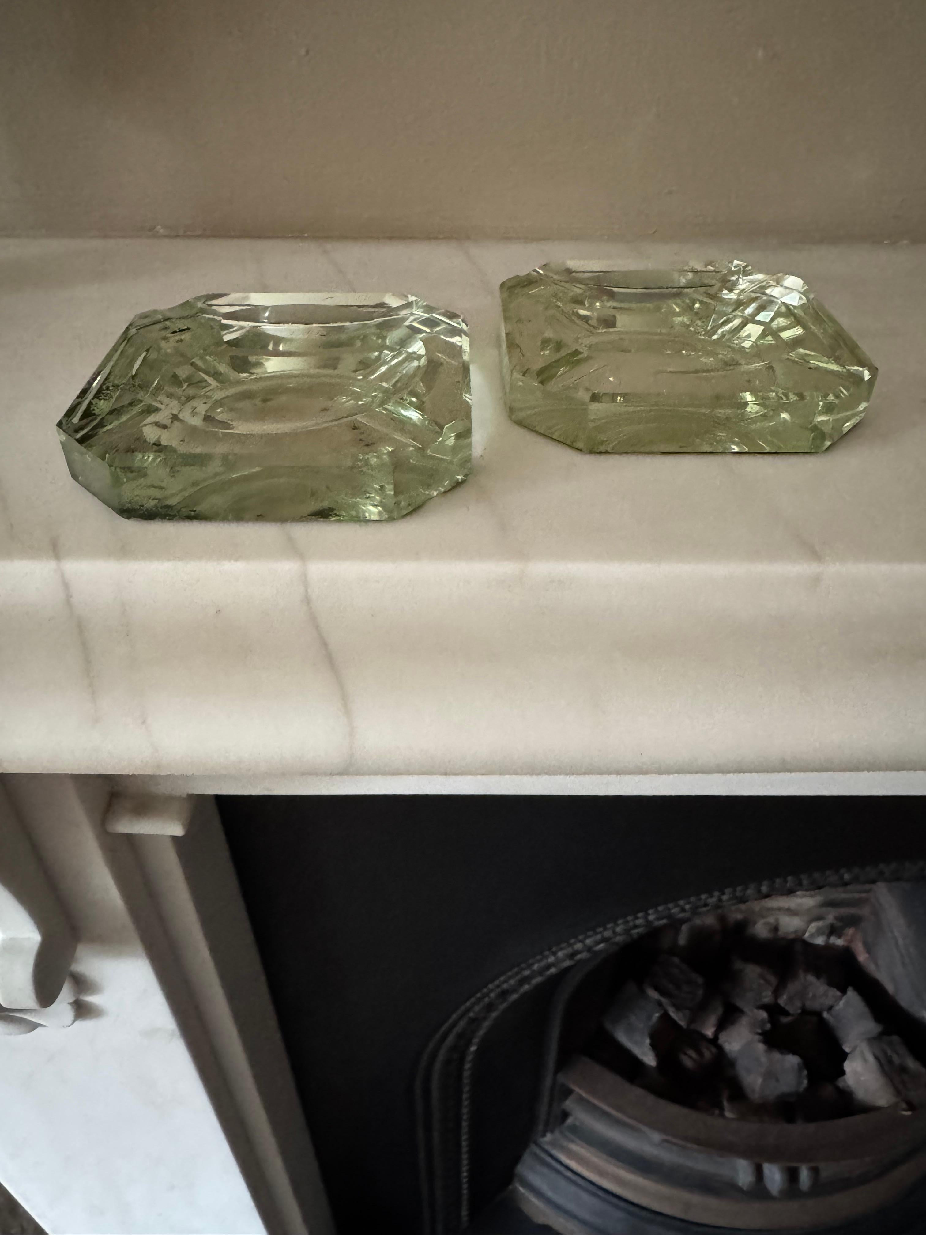 Paar verspiegelte Saint Gobain Aschenbecher aus Glas im Art Deco-Stil, vide-poches. (Art déco) im Angebot