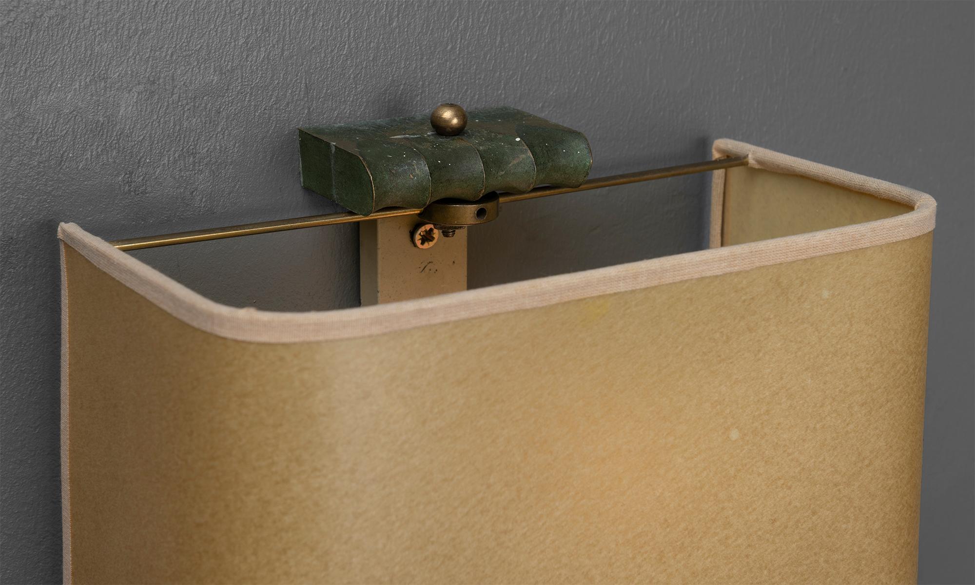 Mid-20th Century Pair of Art Deco Sconces, France circa 1940 For Sale