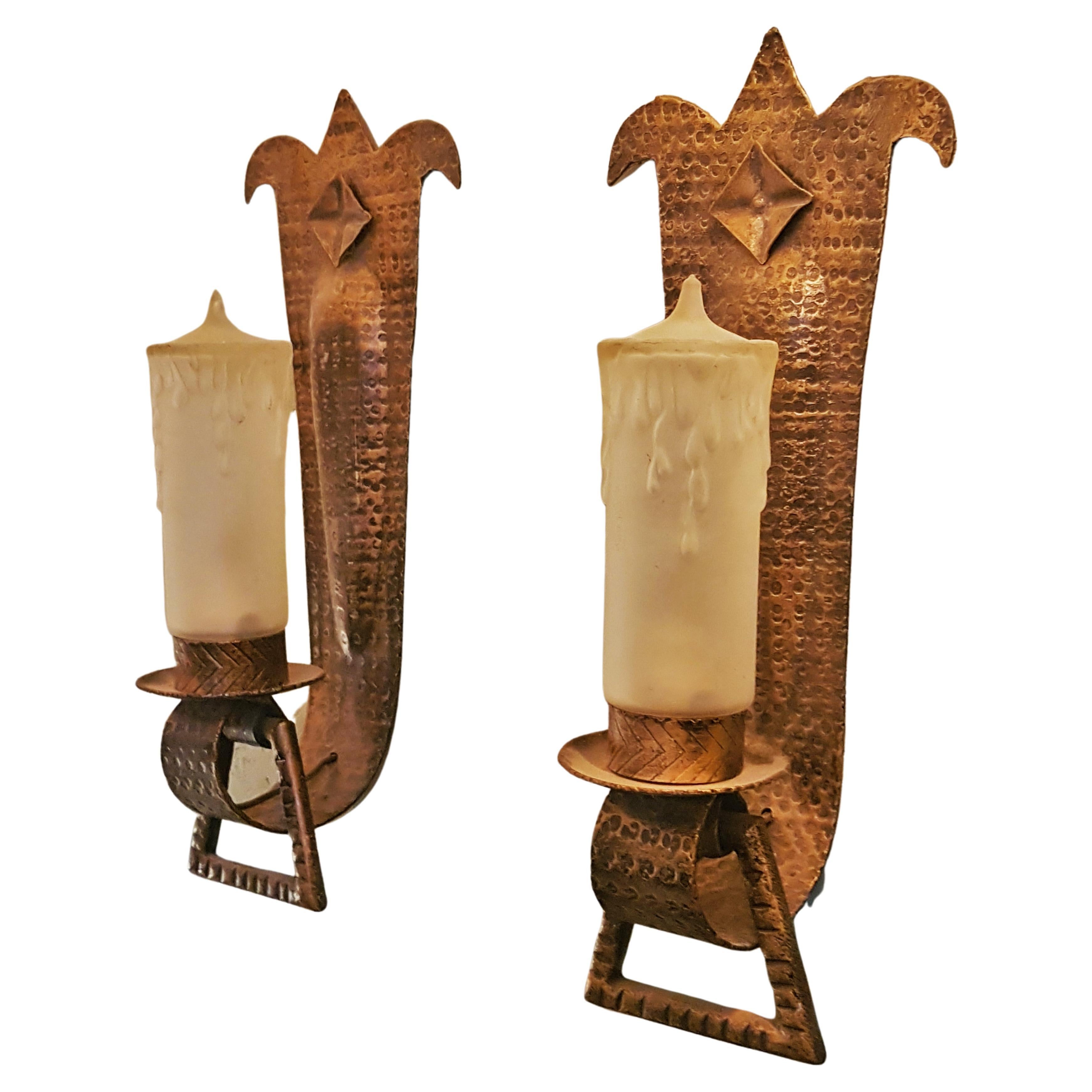 Pair of Art Deco Sconces, Glass and Gilded Metal, France, 1935 For Sale