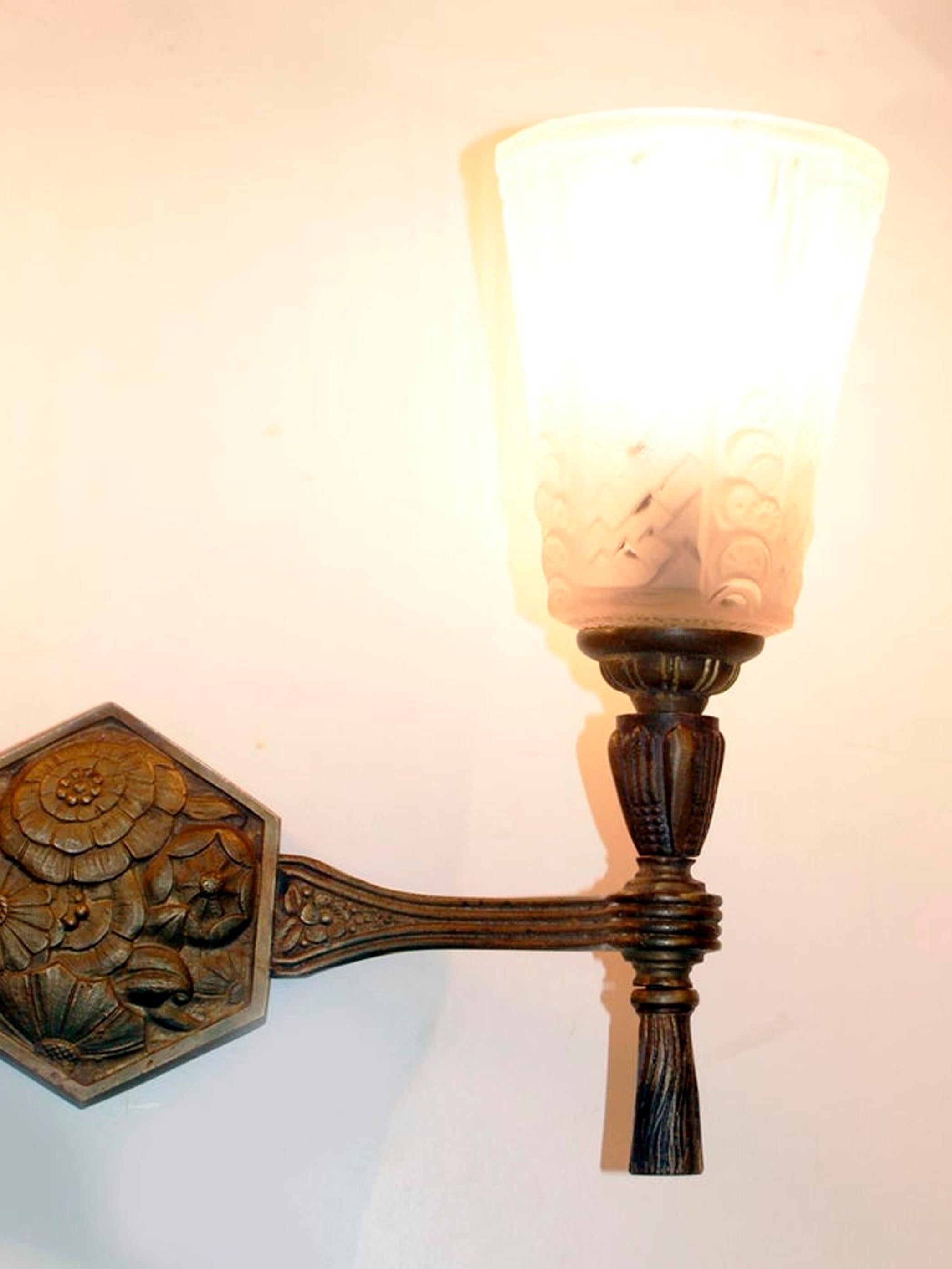 Bronze Pair of Art Deco Sconces Signed Muller Freres Luneville For Sale