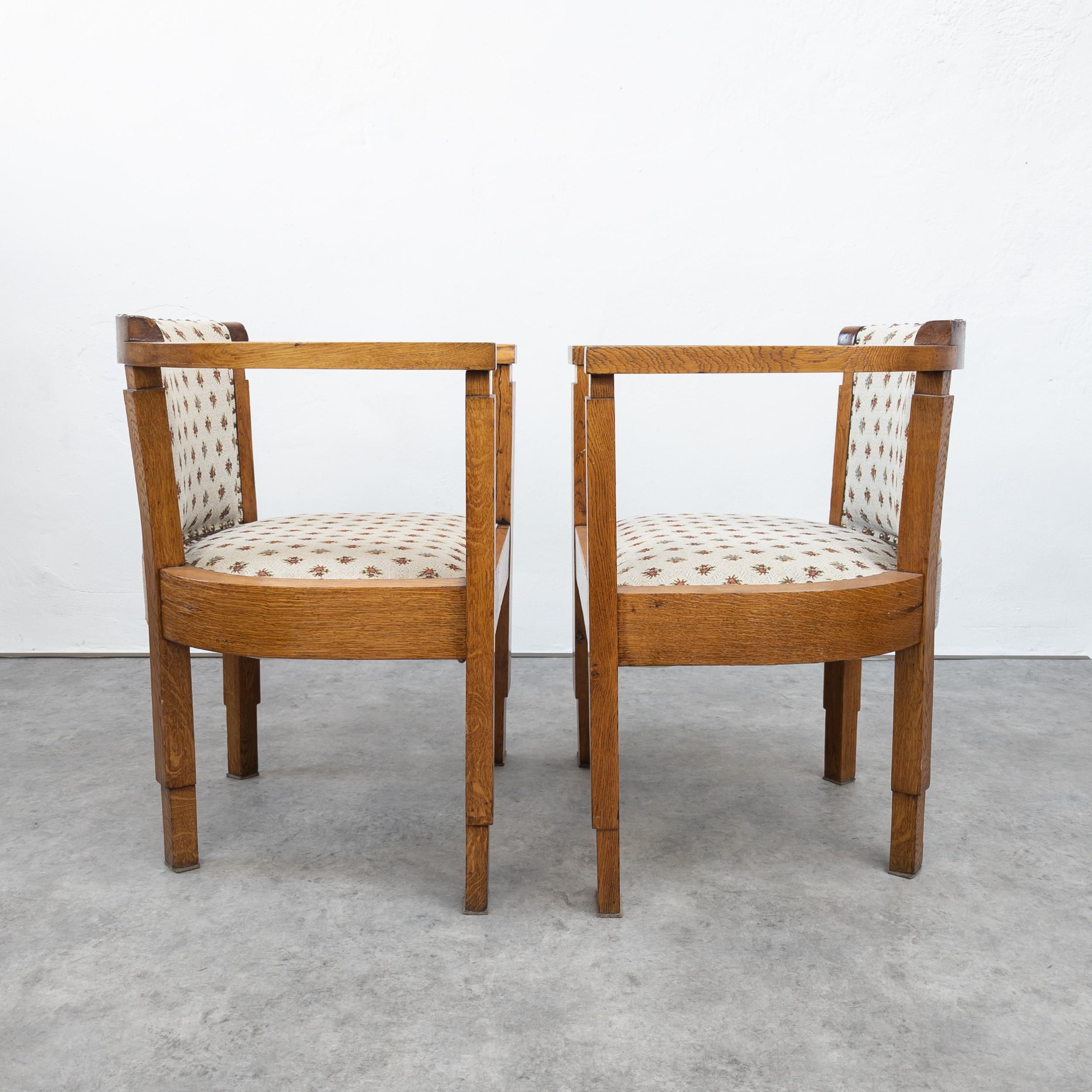 German Pair of Art Deco Sculptural Club Chairs For Sale