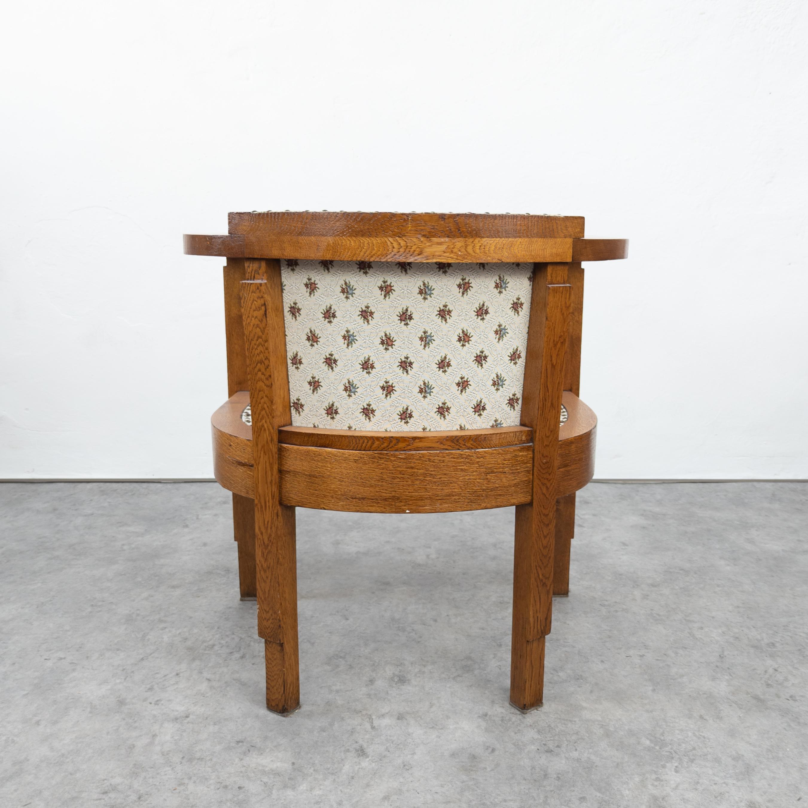 Paire de fauteuils club sculpturaux Art Déco en vente 2