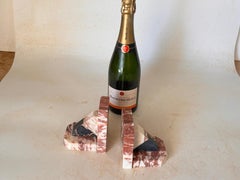 Ein Paar Art-Déco-Buchstützen mit Buchdeckeln, Marmor, Schwarz und Rot, Frankreich, 1940